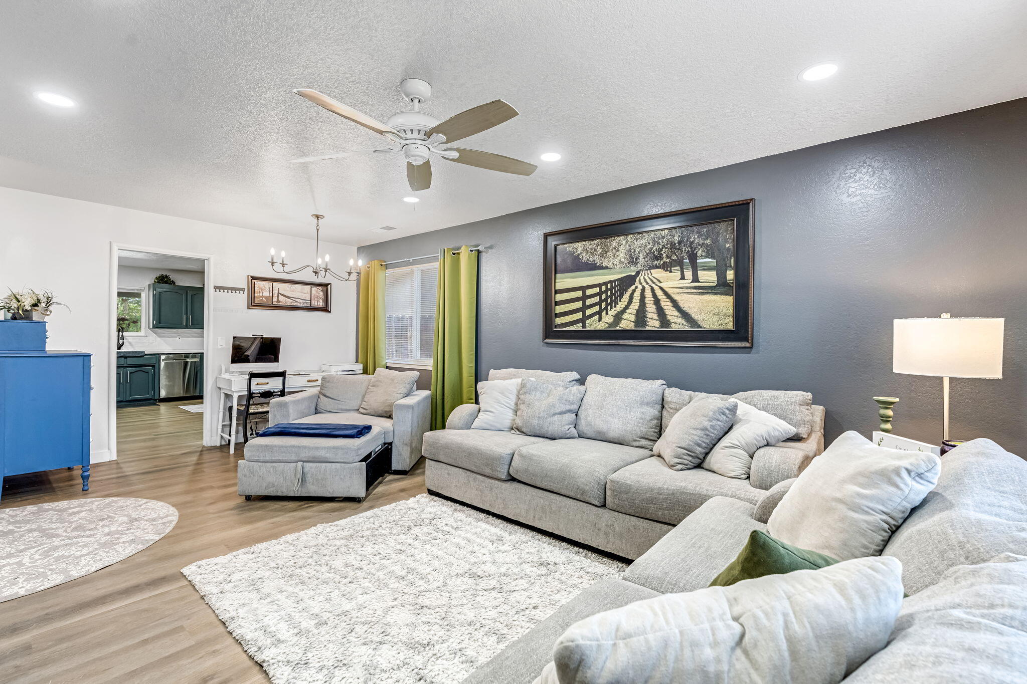 3444 W Coppola Ave, Visalia, CA 93277