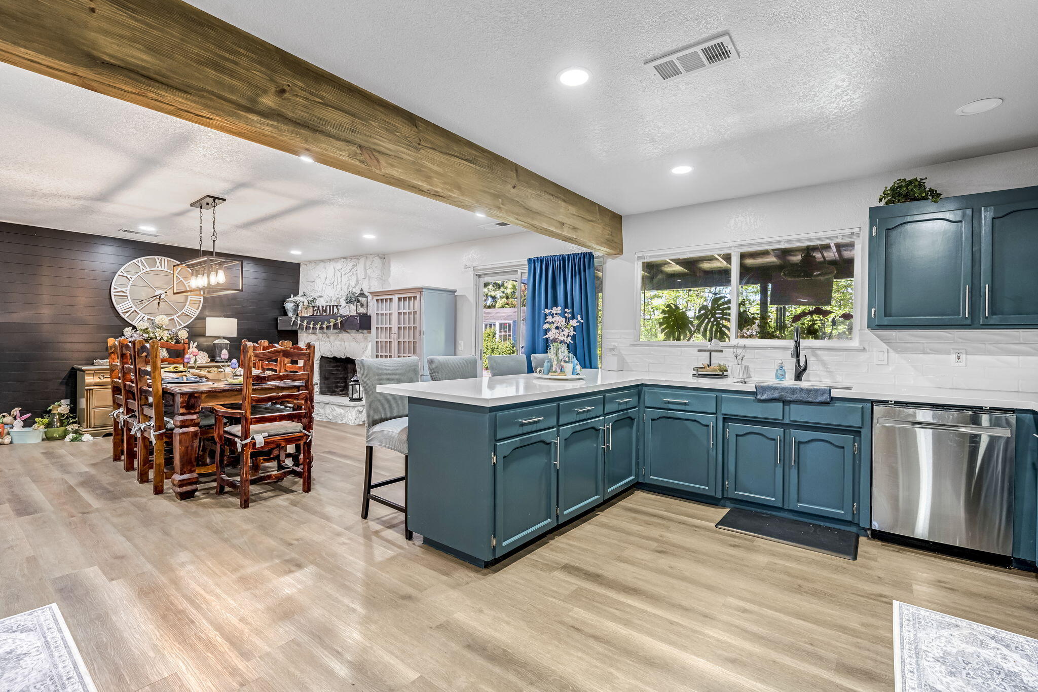 3444 W Coppola Ave, Visalia, CA 93277