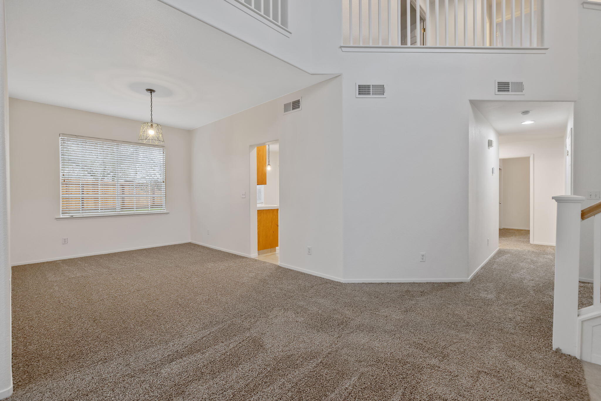 3232 N Zion Cir, Hanford, CA 93230