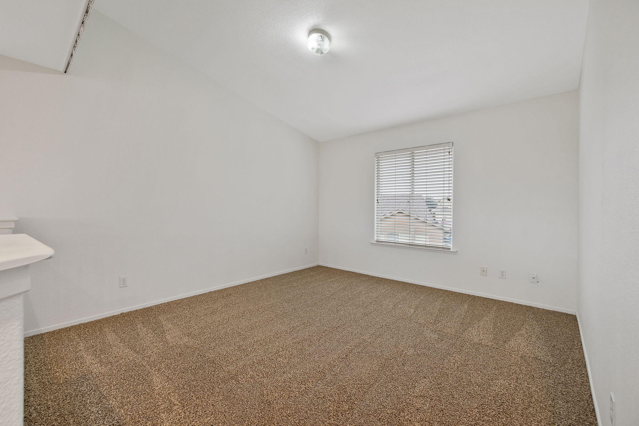 3232 N Zion Cir, Hanford, CA 93230