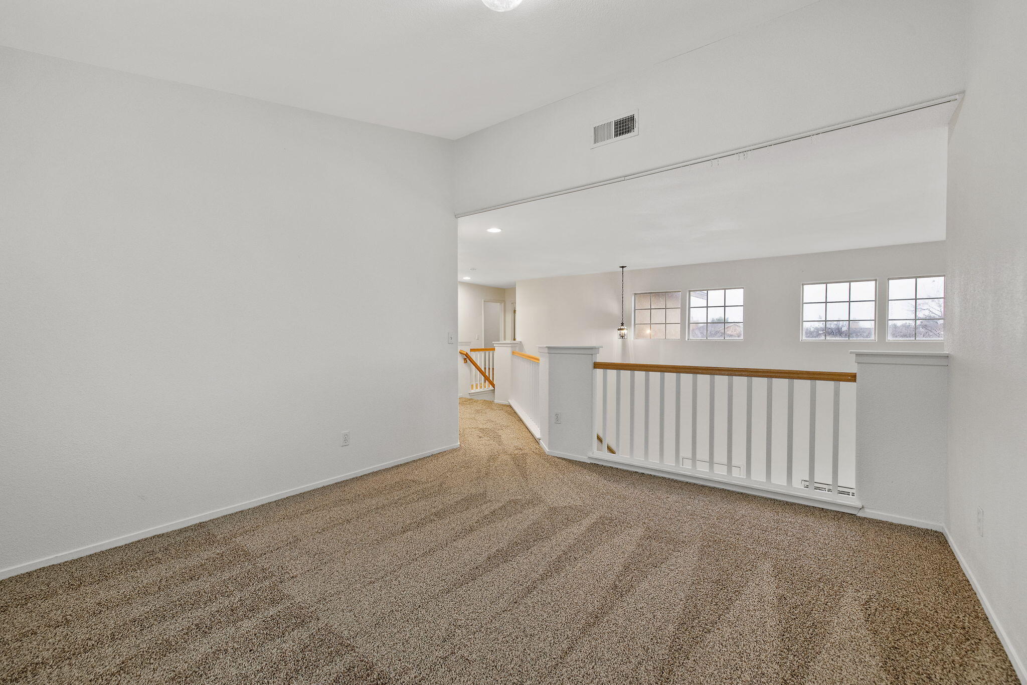 3232 N Zion Cir, Hanford, CA 93230