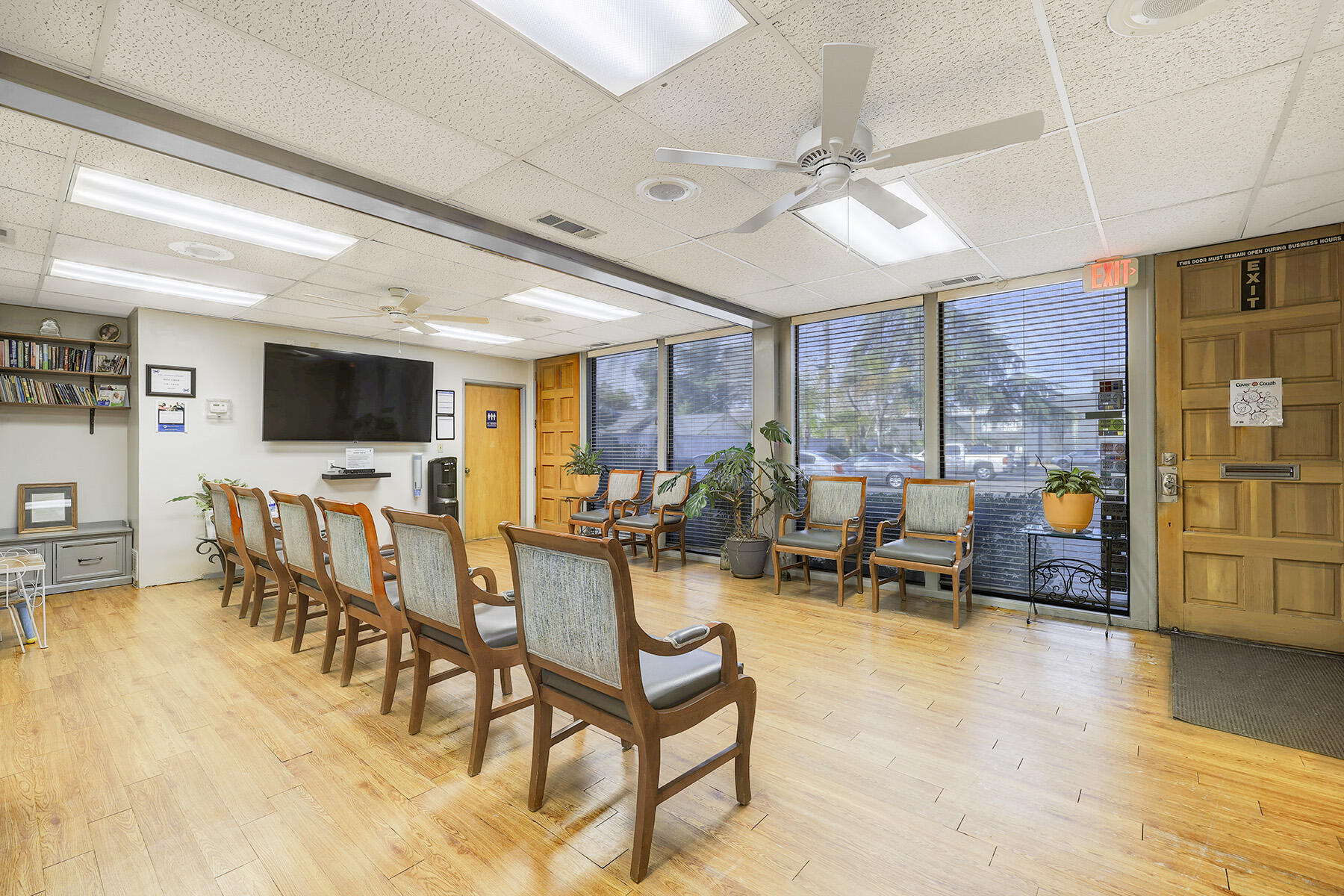 306 N Conyer St, Visalia, CA 93291