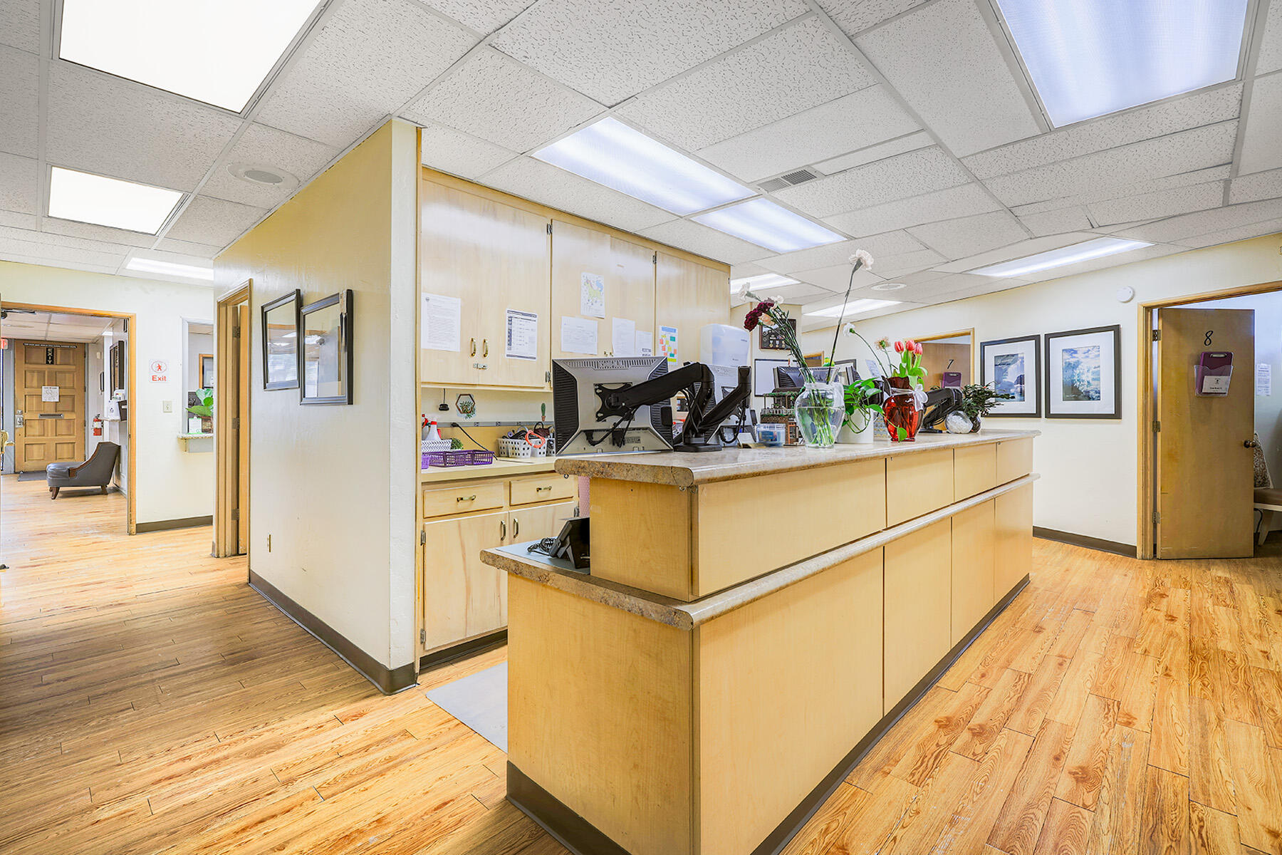 306 N Conyer St, Visalia, CA 93291