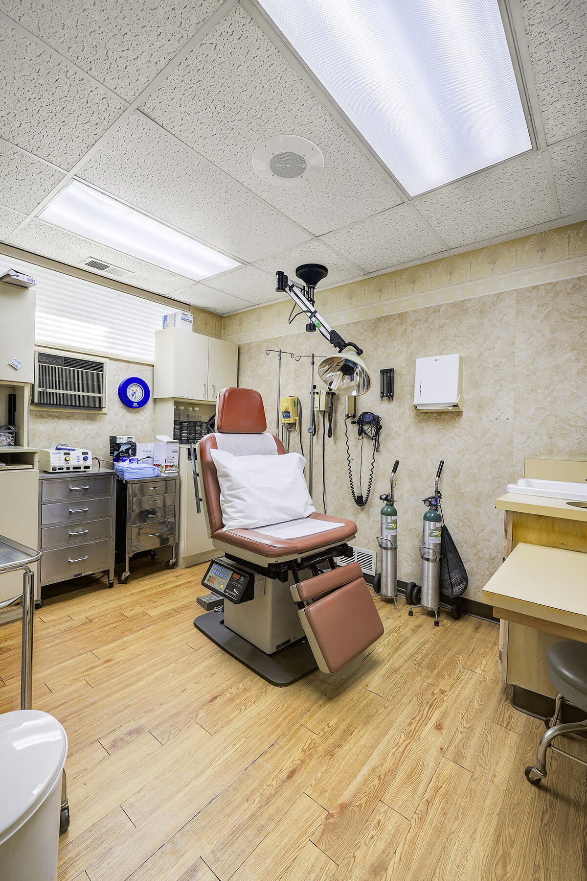 306 N Conyer St, Visalia, CA 93291