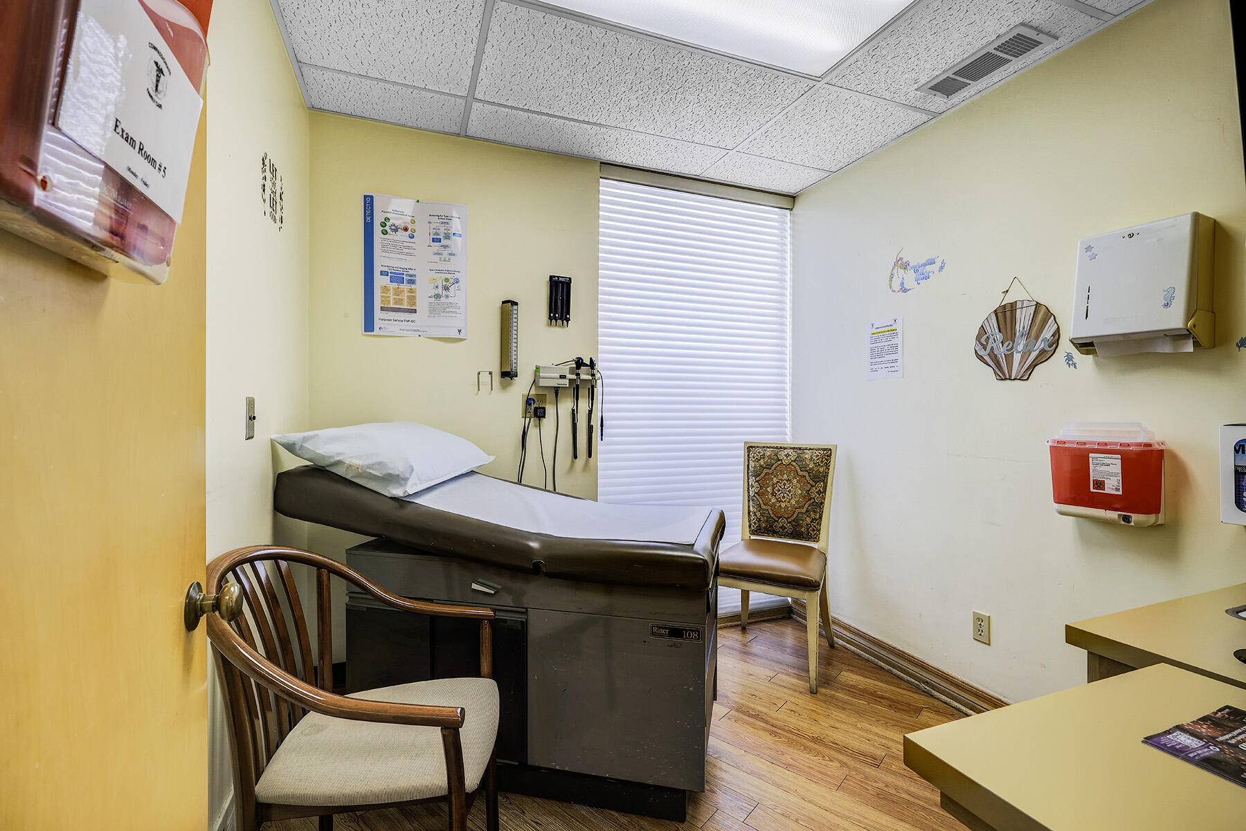 306 N Conyer St, Visalia, CA 93291