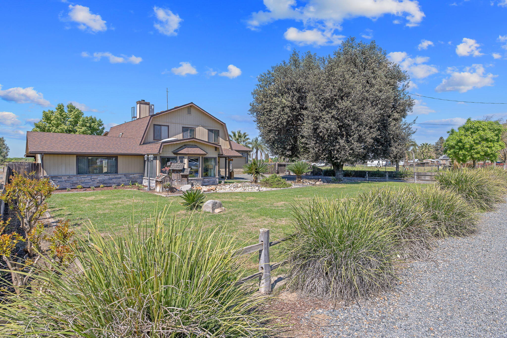19811 S Rd 188, Strathmore, CA 93267