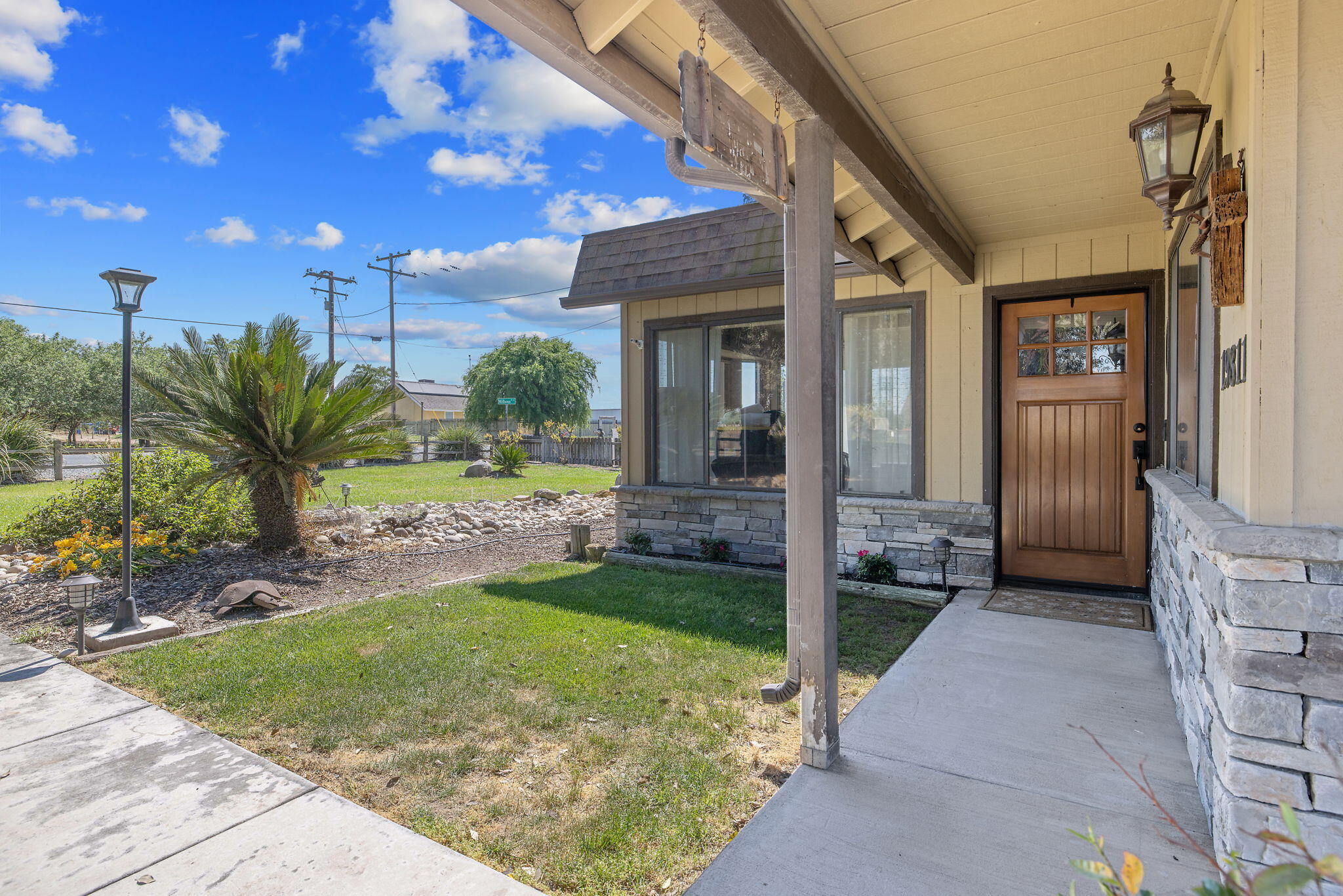 19811 S Rd 188, Strathmore, CA 93267