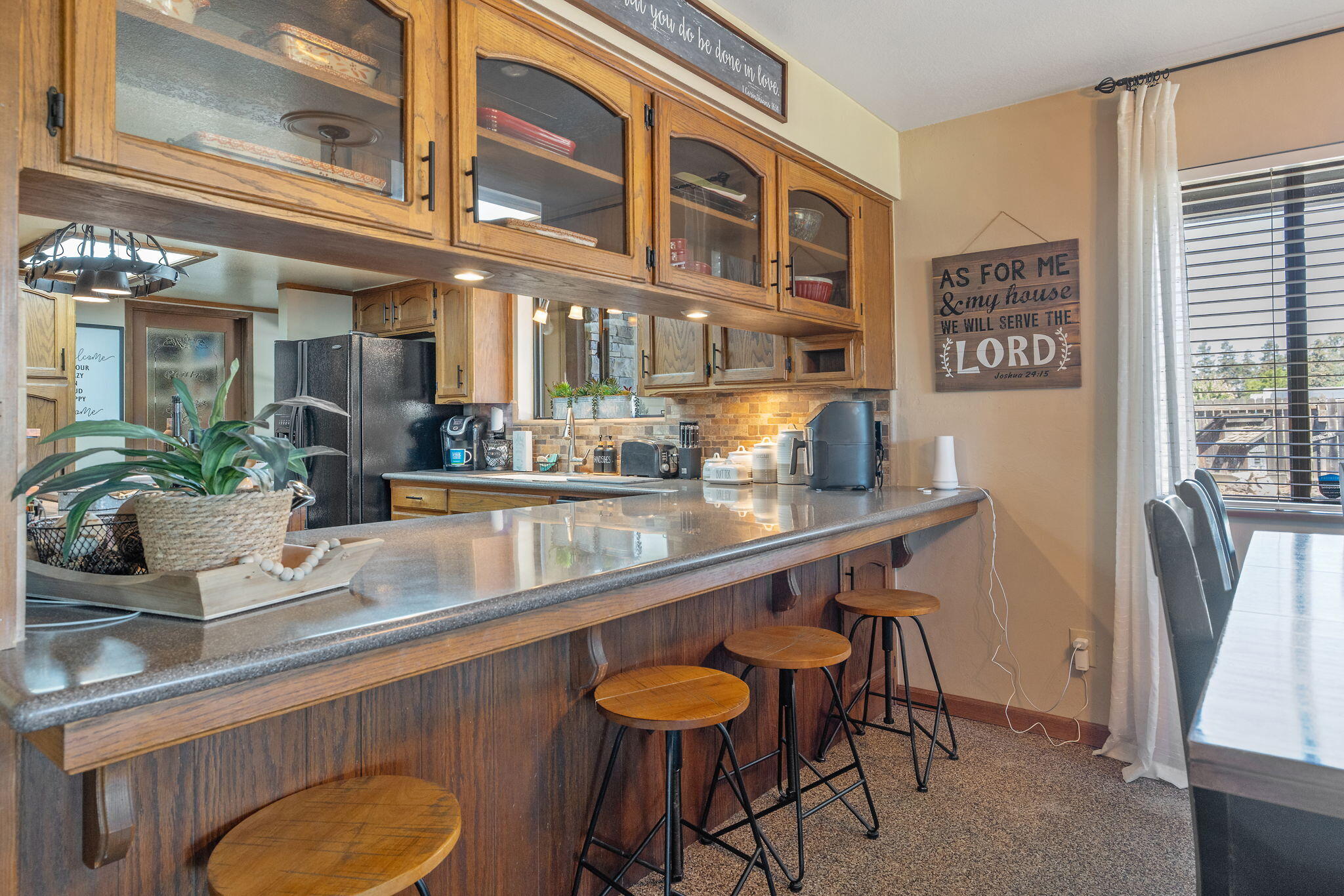 19811 S Rd 188, Strathmore, CA 93267