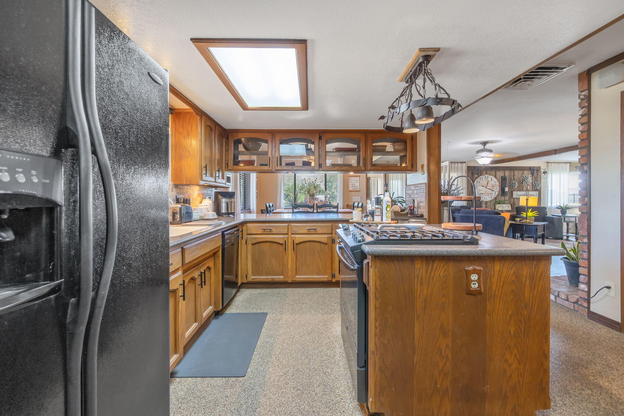 19811 S Rd 188, Strathmore, CA 93267