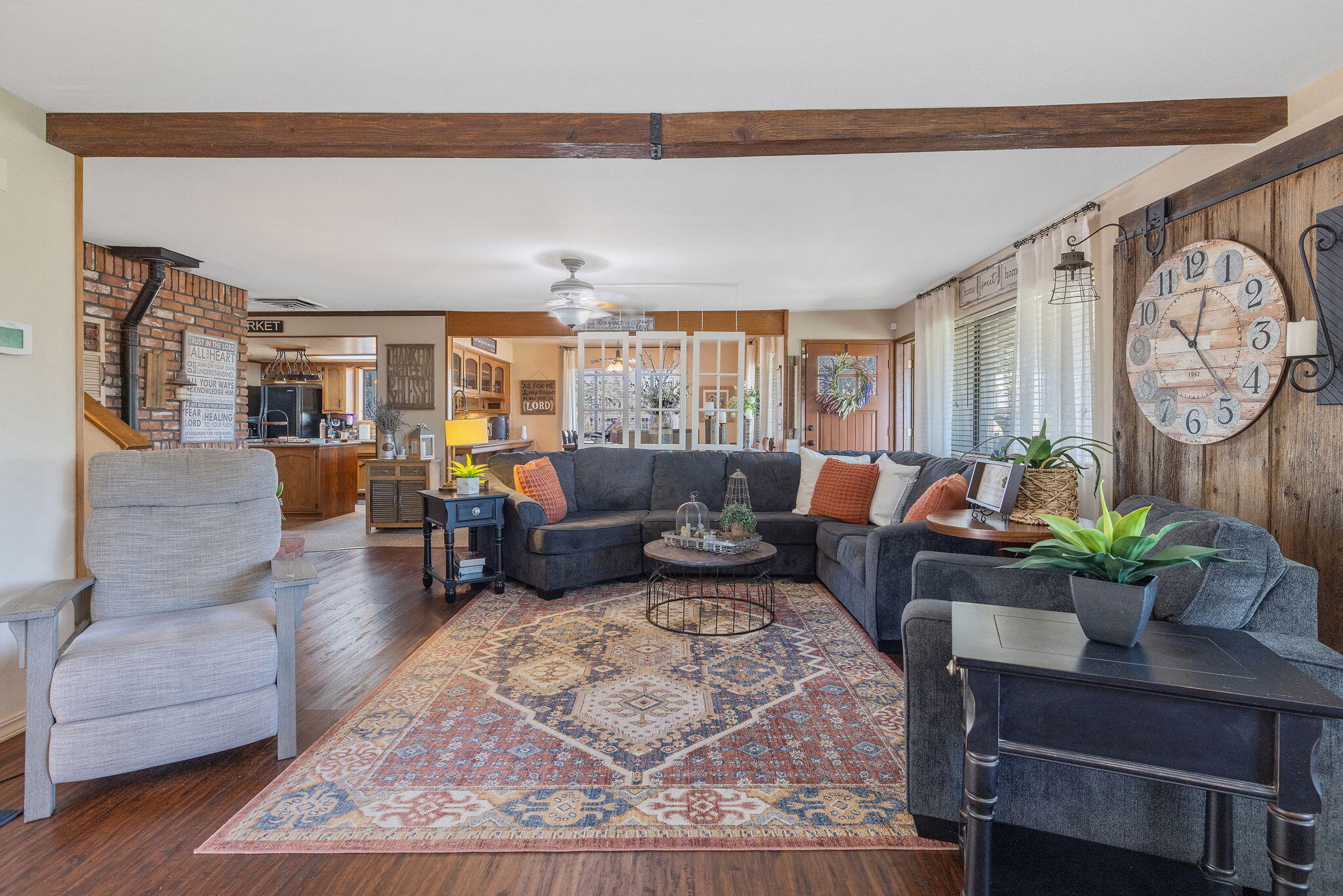 19811 S Rd 188, Strathmore, CA 93267