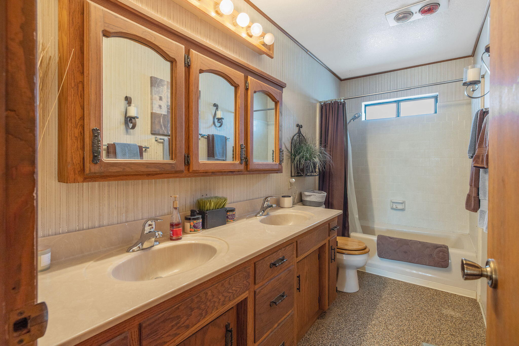 19811 S Rd 188, Strathmore, CA 93267