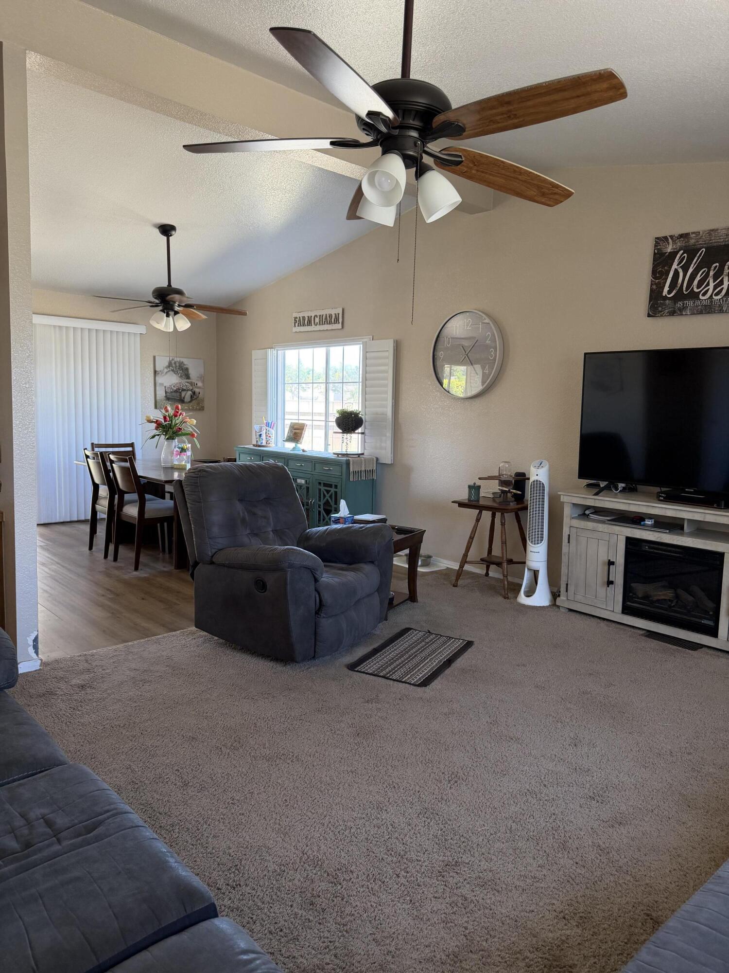 3103 S Avocado St ##54, Visalia, CA 93277