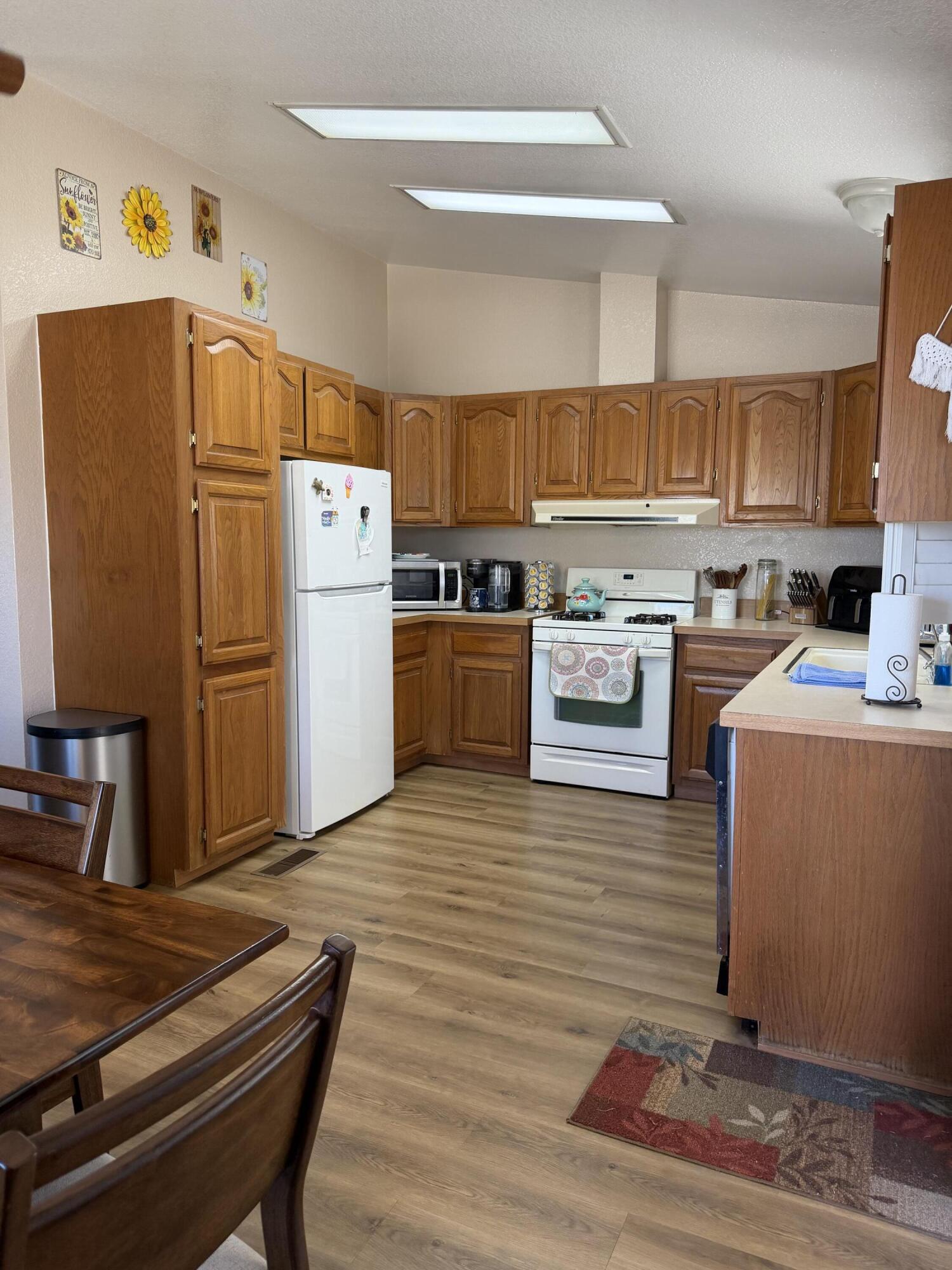 3103 S Avocado St ##54, Visalia, CA 93277