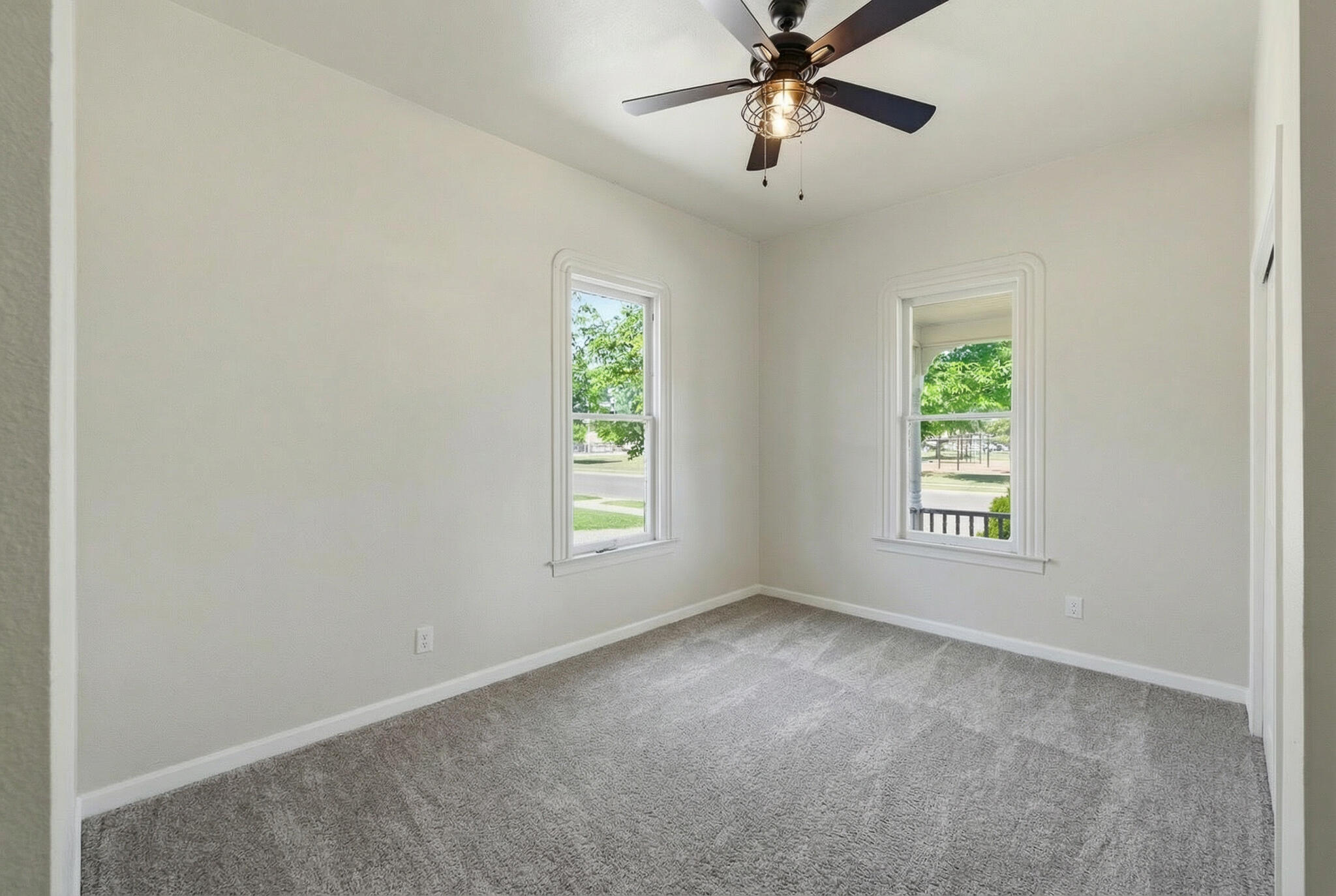 121 E Elm St, Hanford, CA 93230