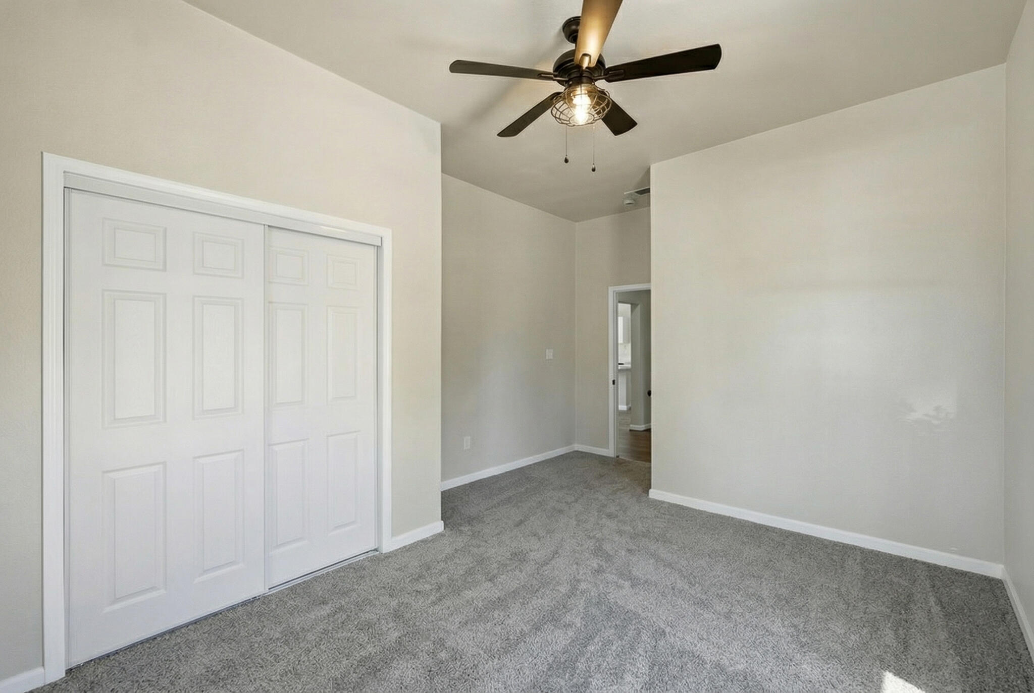 121 E Elm St, Hanford, CA 93230