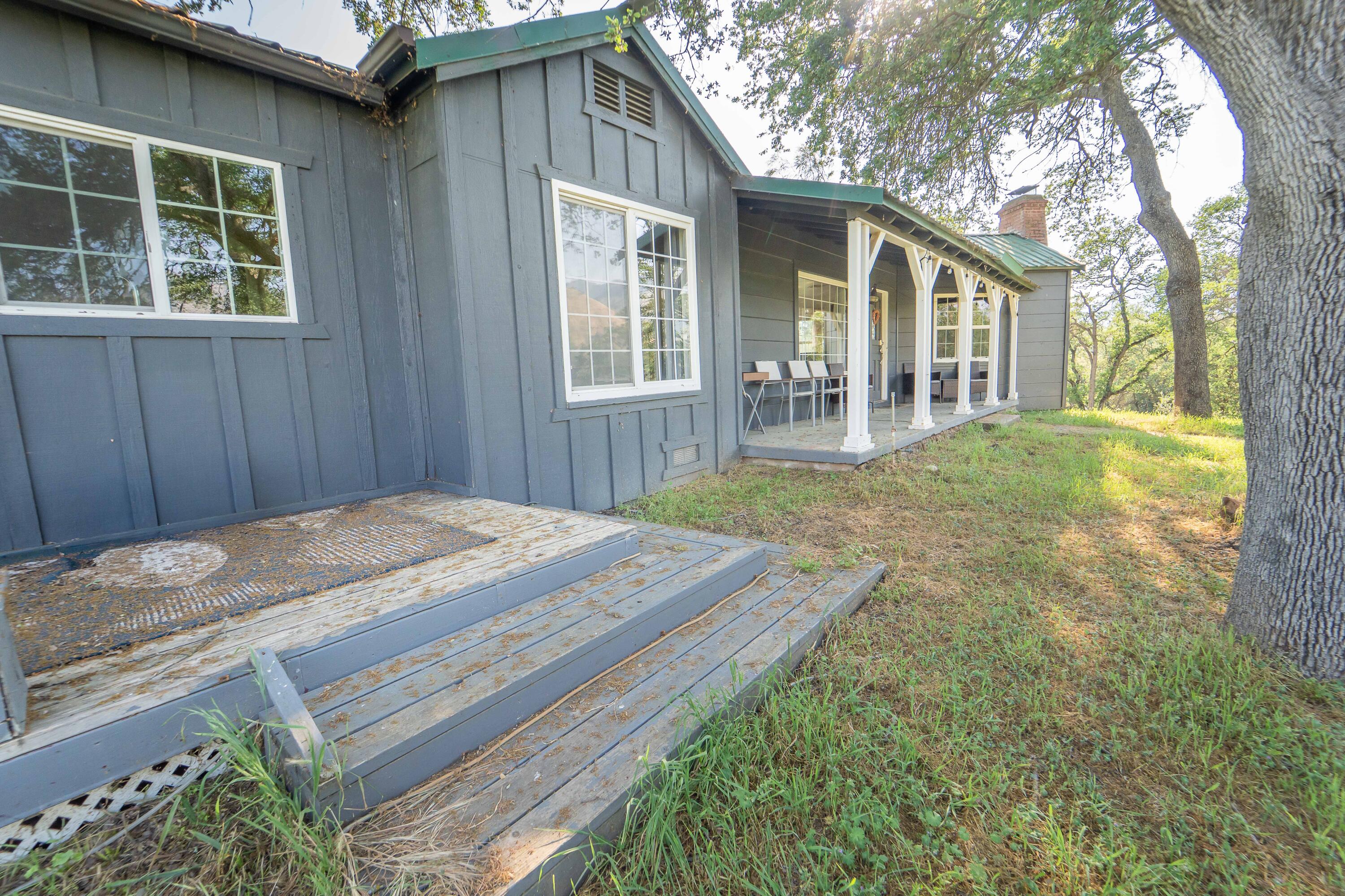 40716 Old Three Rivers Rd, Three Rivers, CA 93271