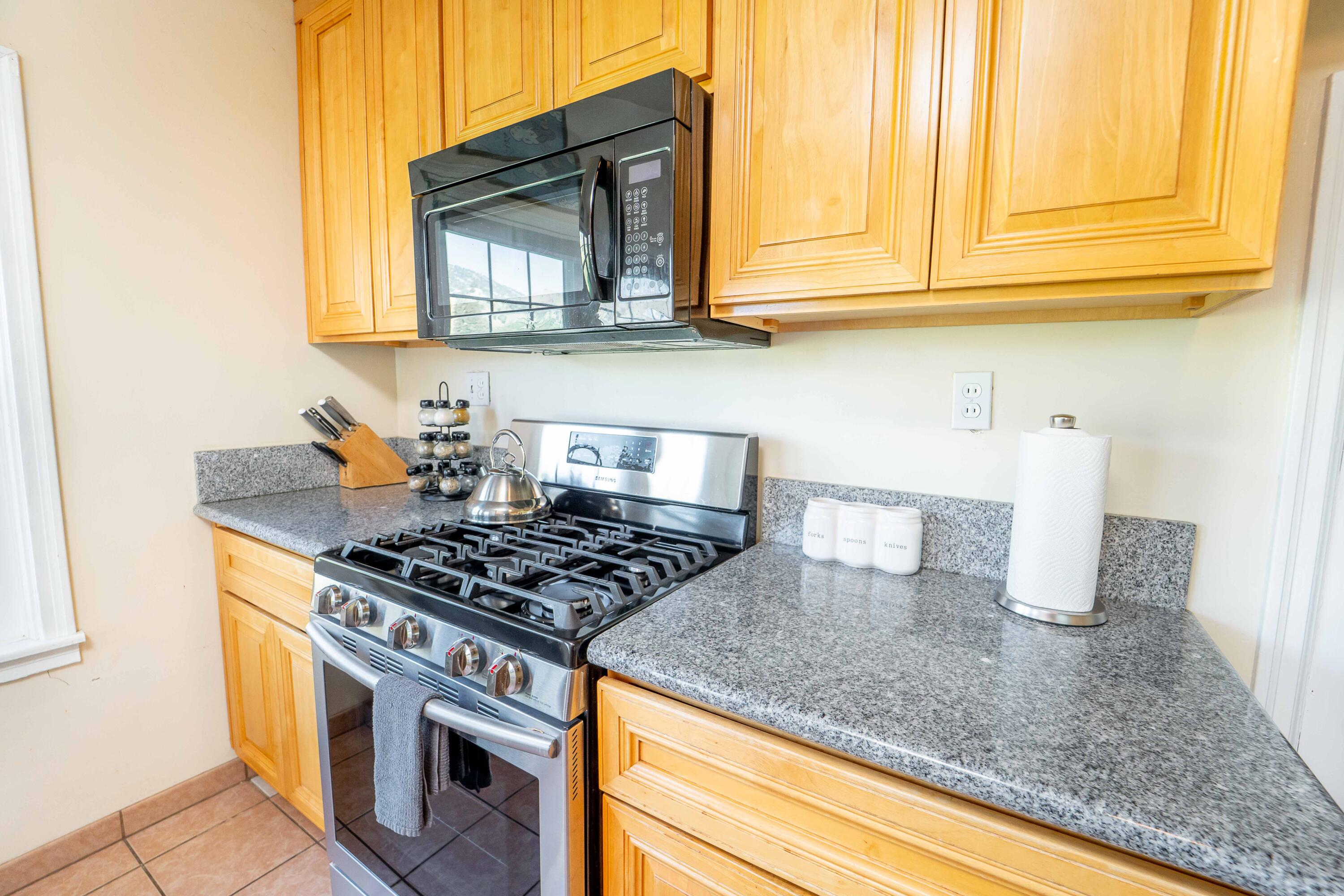 40716 Old Three Rivers Rd, Three Rivers, CA 93271