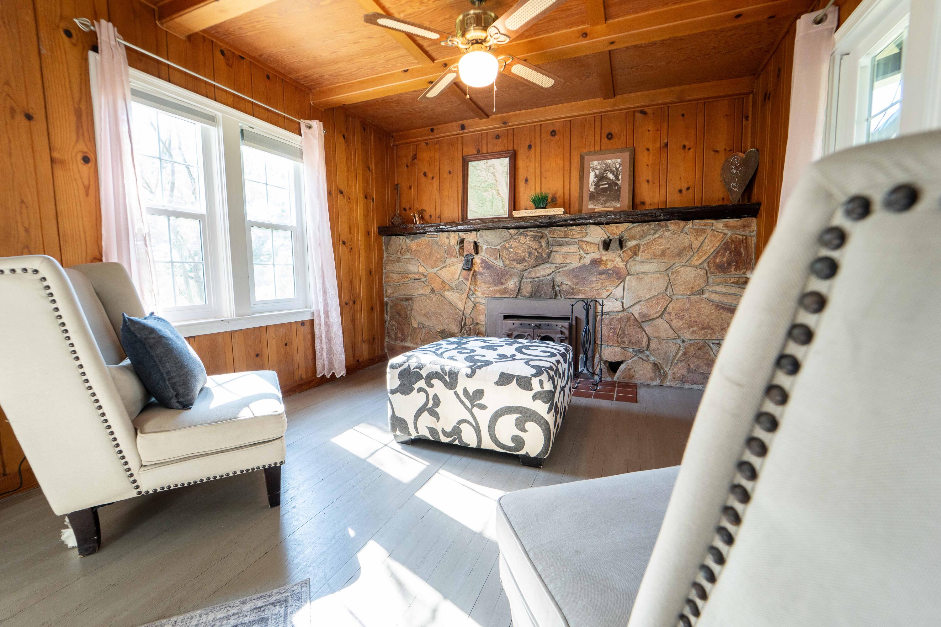 40716 Old Three Rivers Rd, Three Rivers, CA 93271