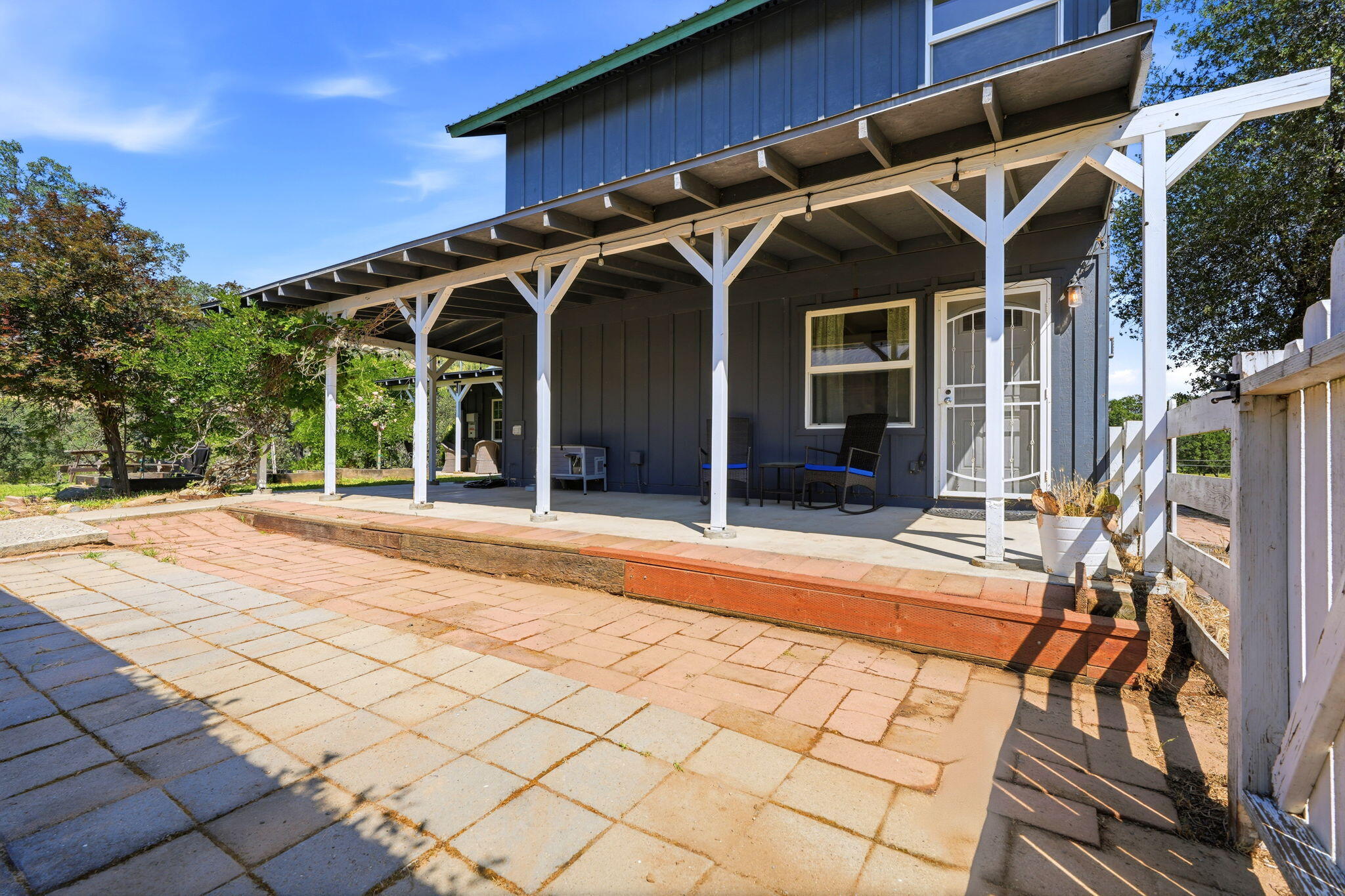 40716 Old Three Rivers Rd, Three Rivers, CA 93271