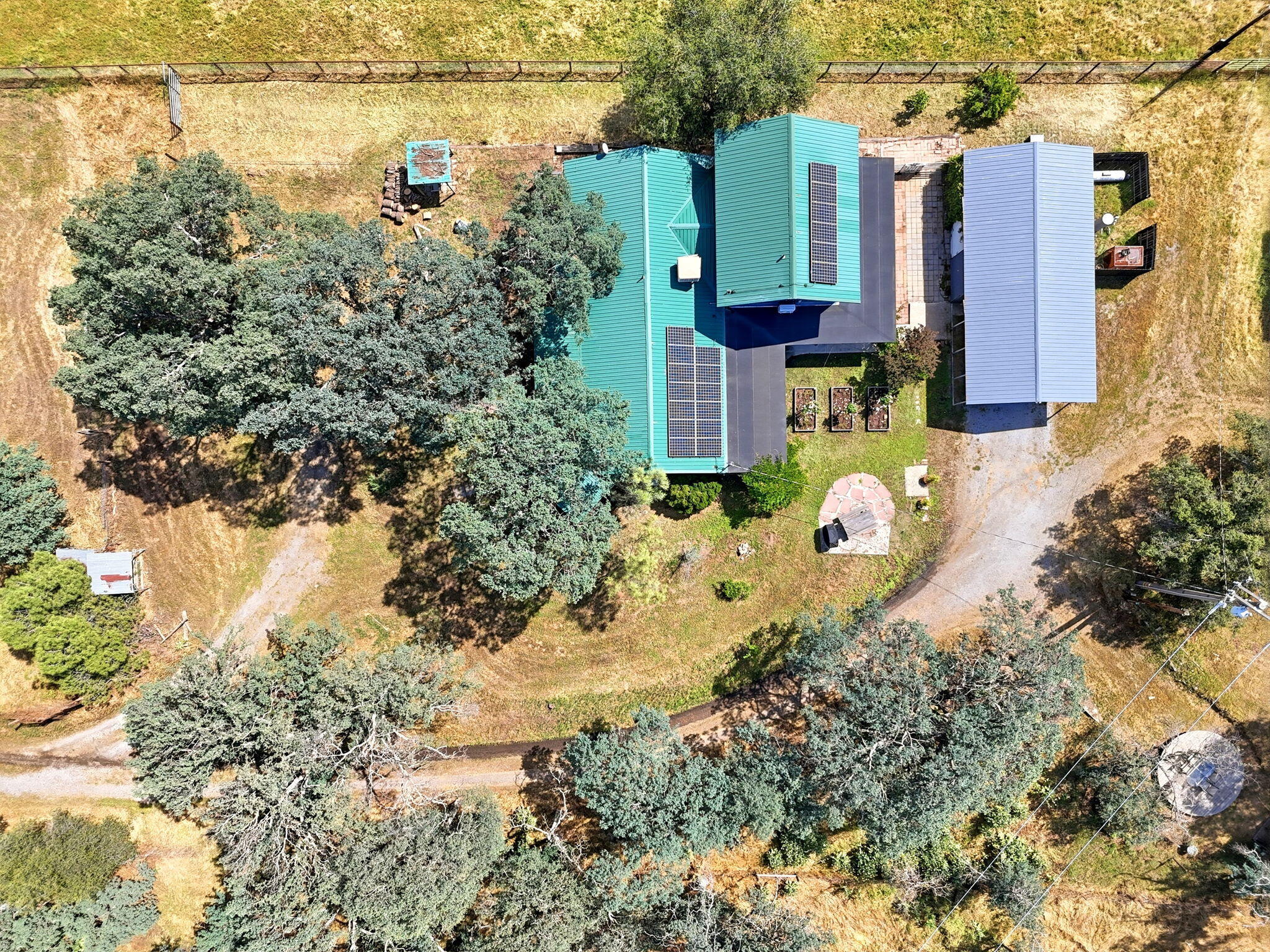 40716 Old Three Rivers Rd, Three Rivers, CA 93271