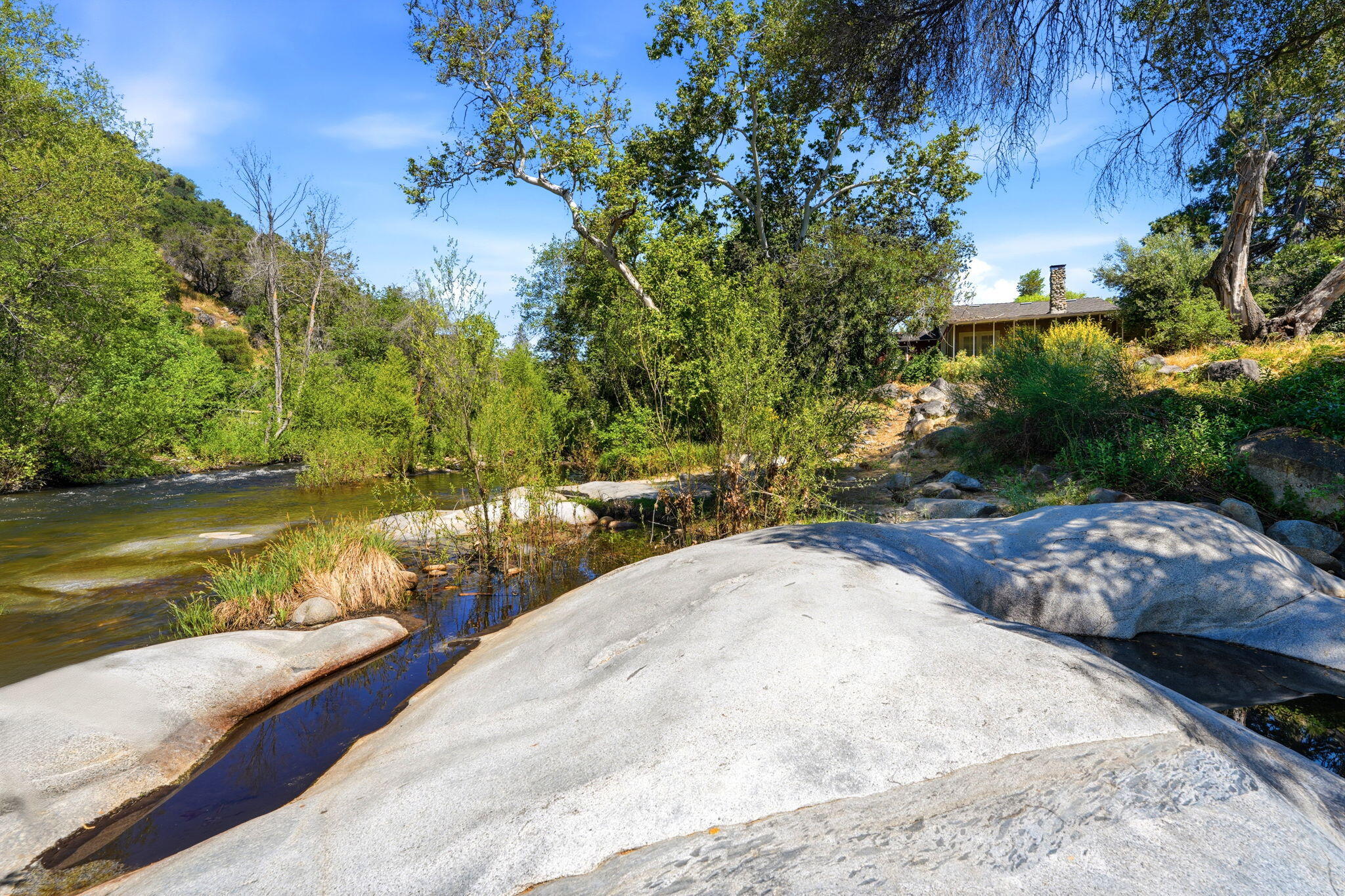 44231 North Fork Dr, Three Rivers, CA 93271