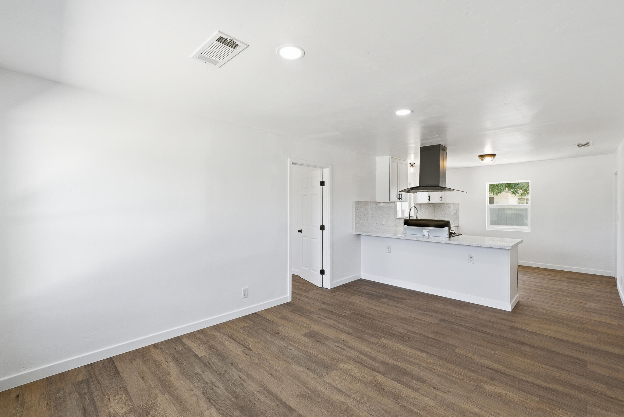 110 Edwards St, Kettleman City, CA 93239