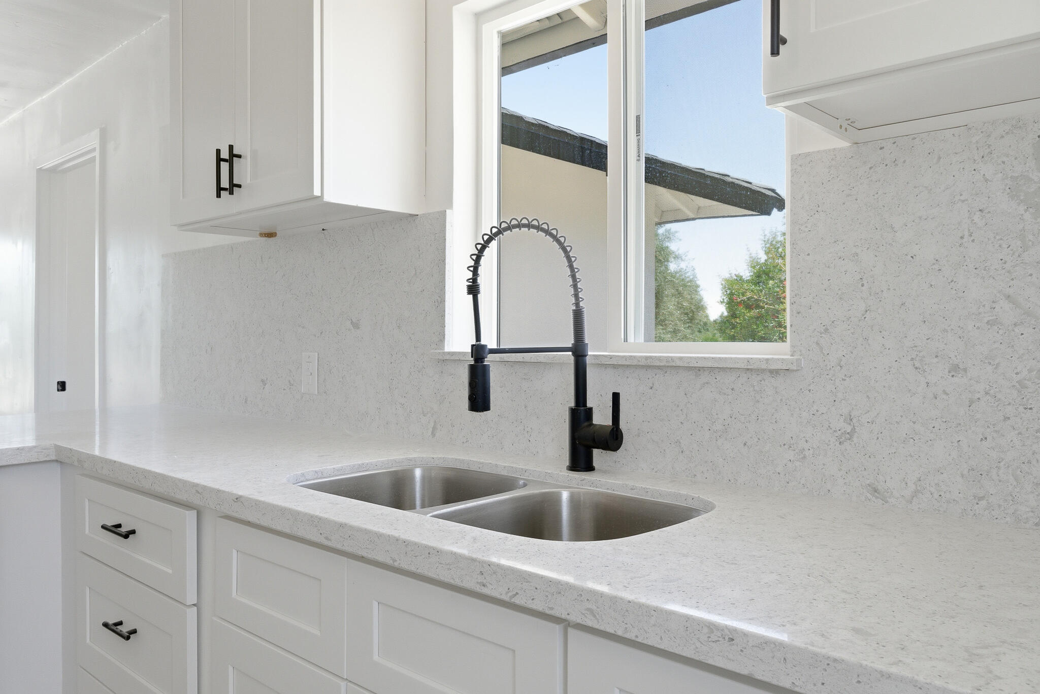 110 Edwards St, Kettleman City, CA 93239