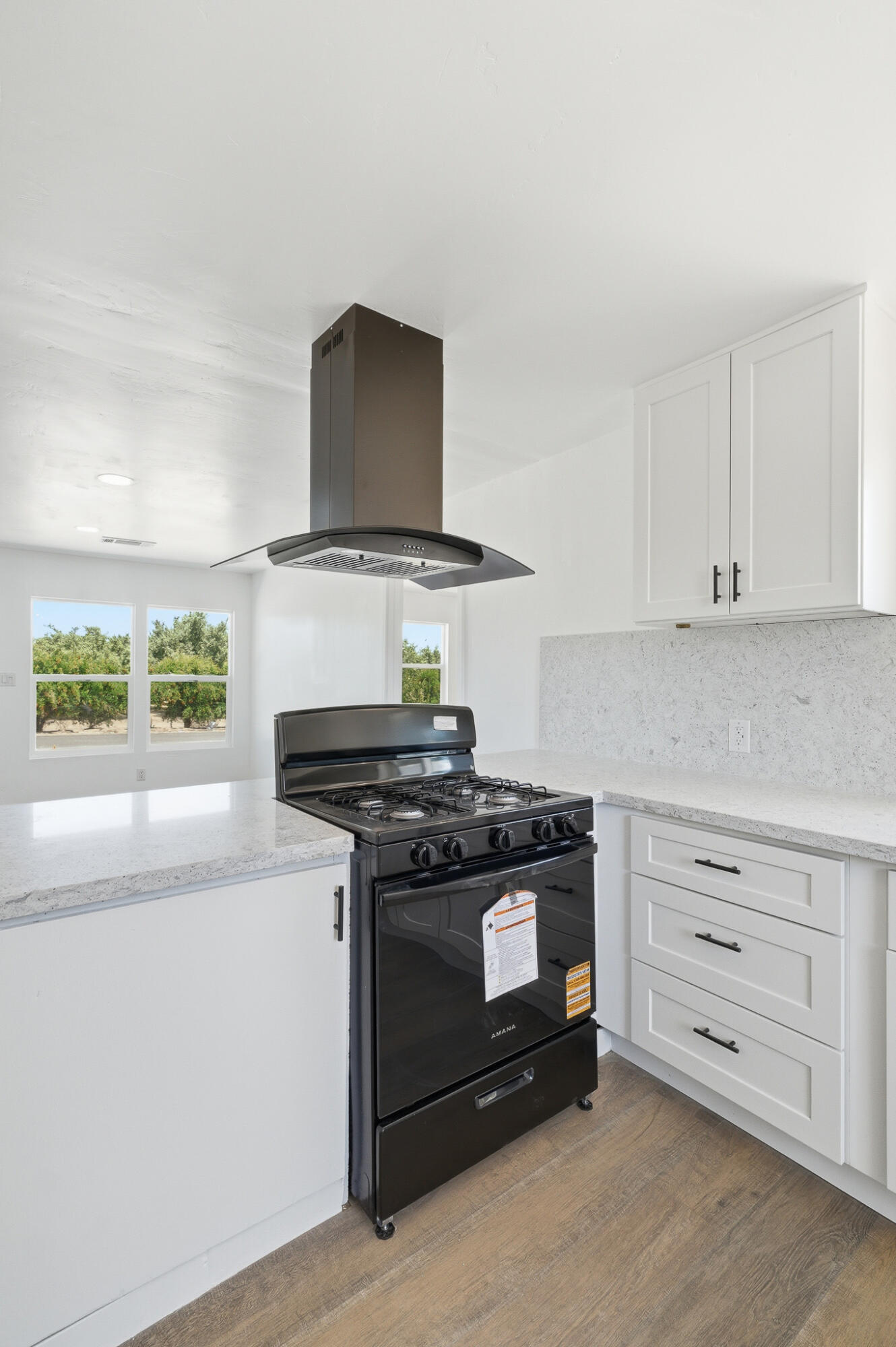 110 Edwards St, Kettleman City, CA 93239