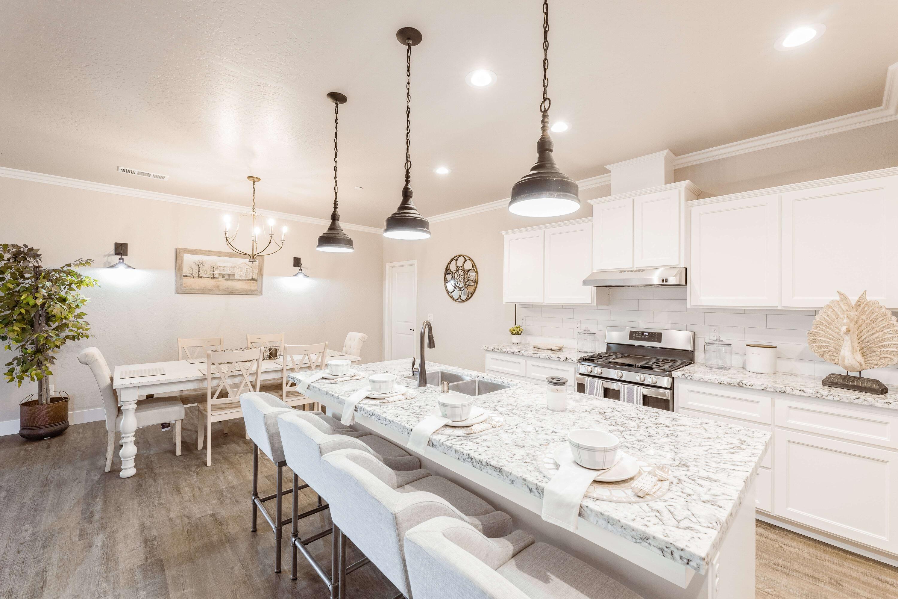 413 W Tejon Ave Ave, Woodlake, CA 93286