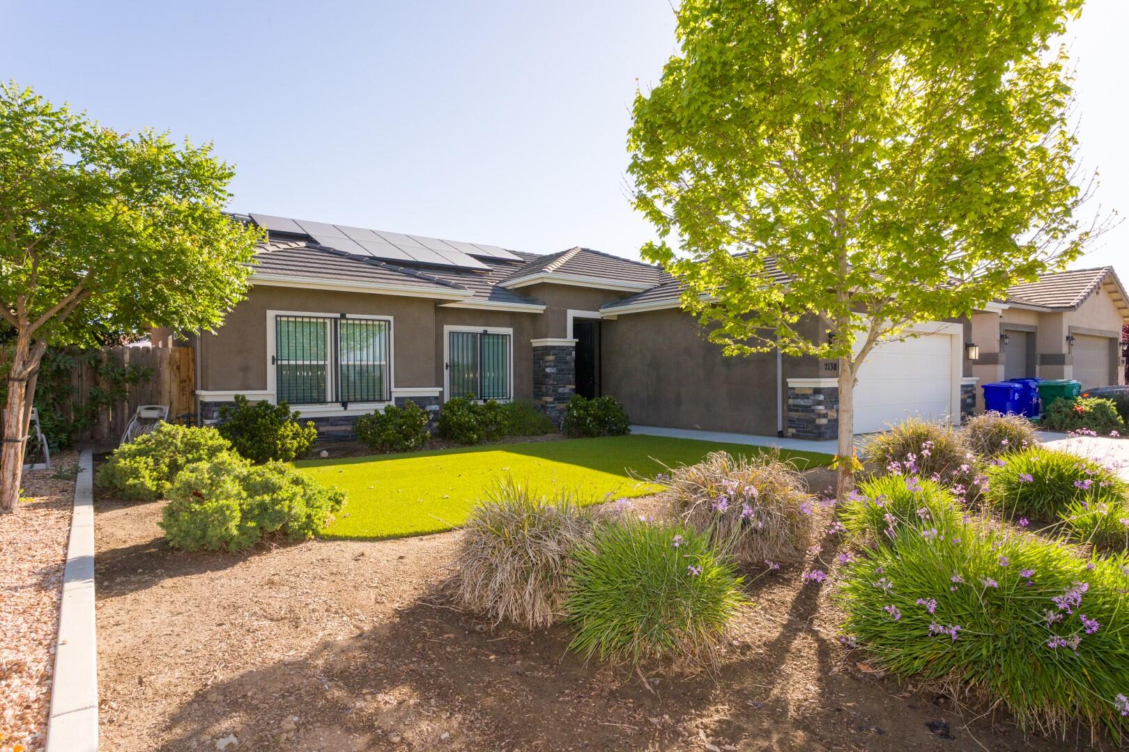 2138 W River Springs Ave, Porterville, CA 93257