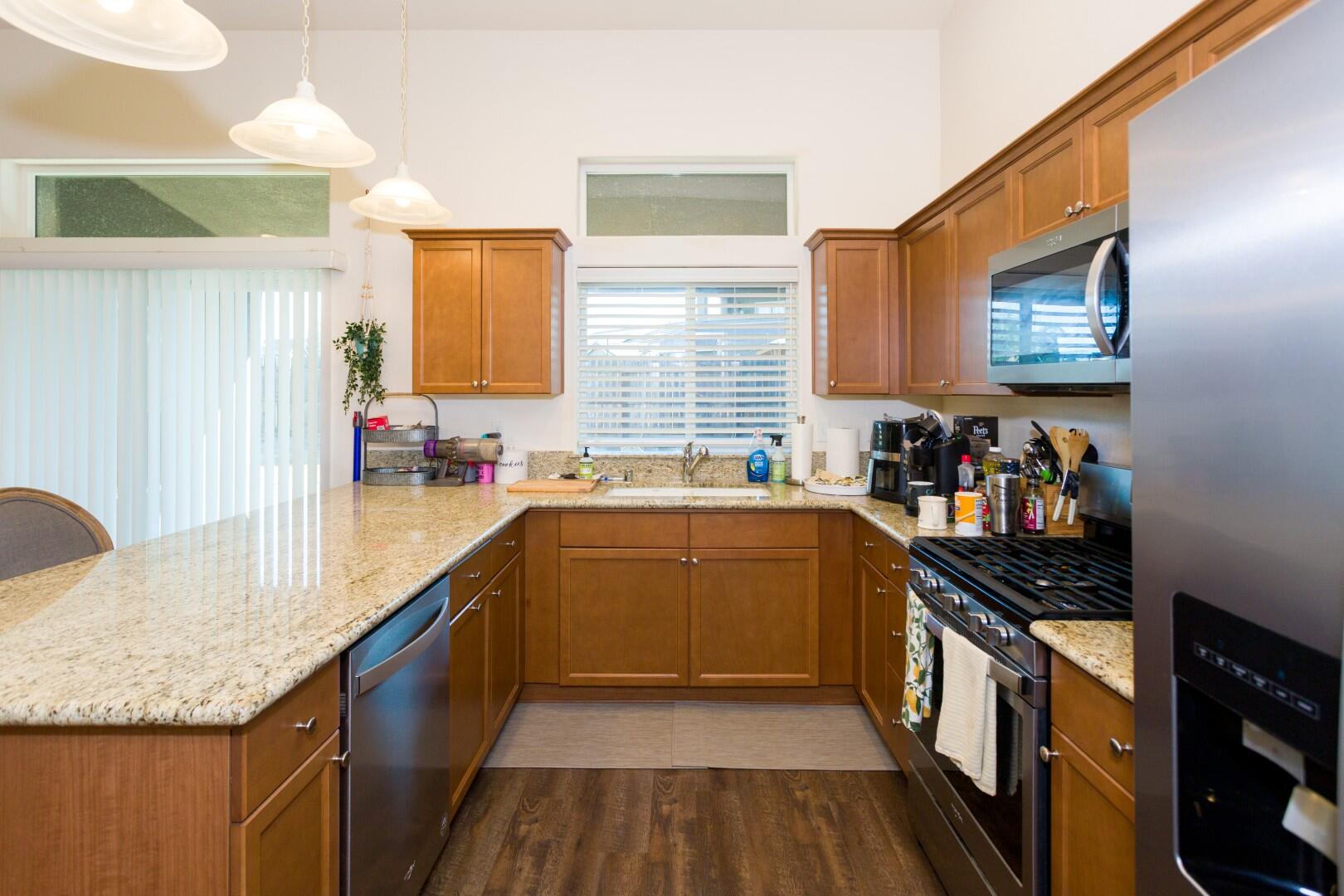 2138 W River Springs Ave, Porterville, CA 93257