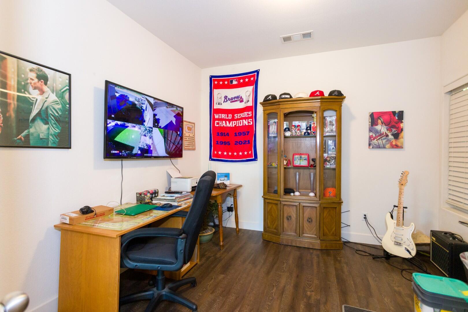 2138 W River Springs Ave, Porterville, CA 93257