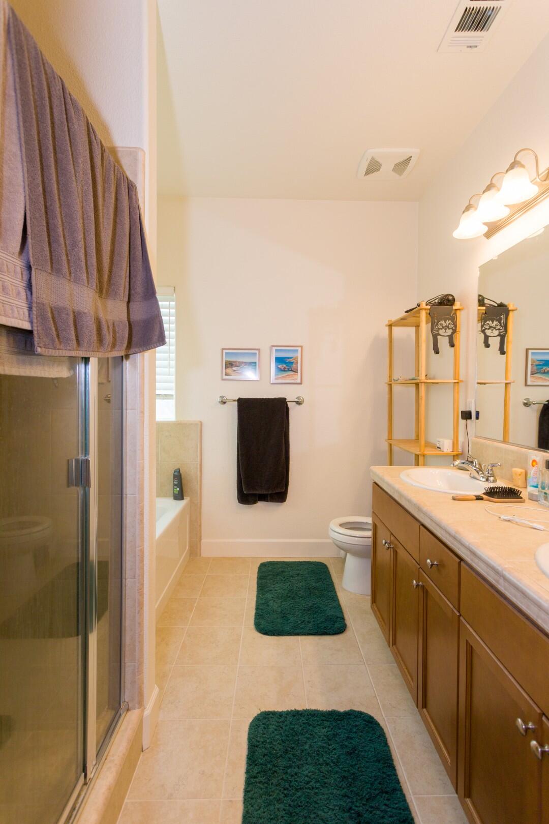 2138 W River Springs Ave, Porterville, CA 93257