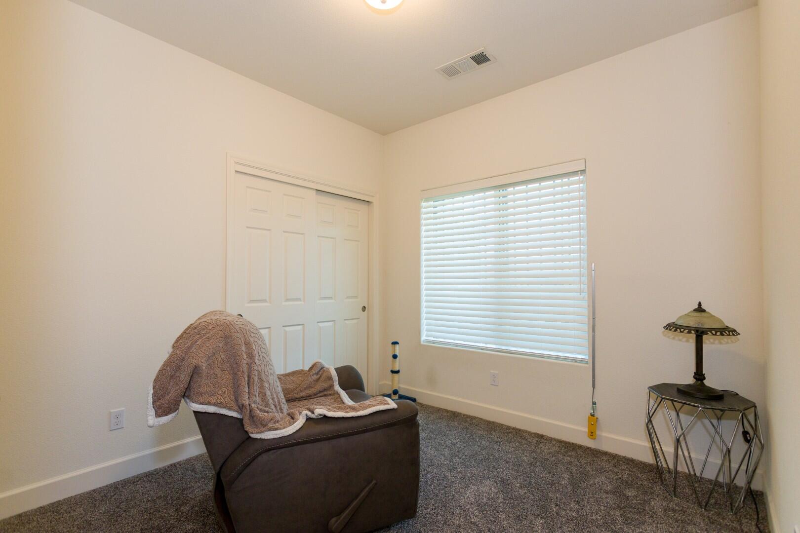 2138 W River Springs Ave, Porterville, CA 93257