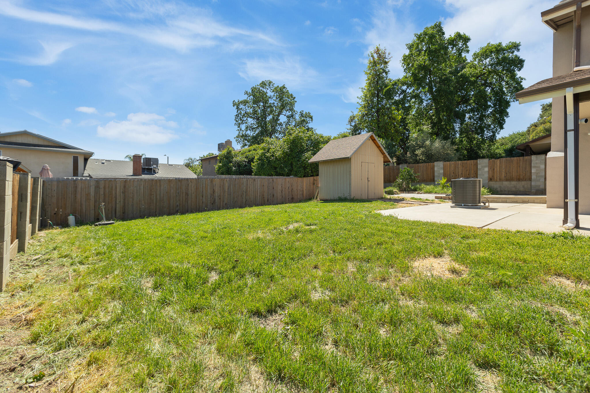 91 Heatherwood Ct, Porterville, CA 93257