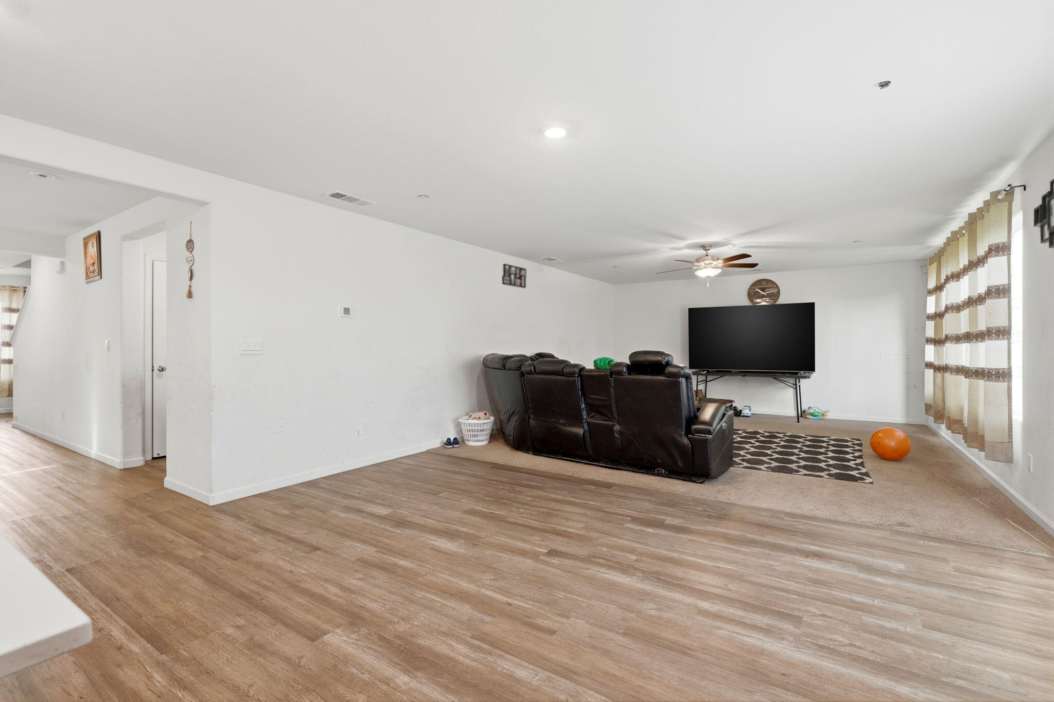 2456 Wolf Creek Pl, Tulare, CA 93274