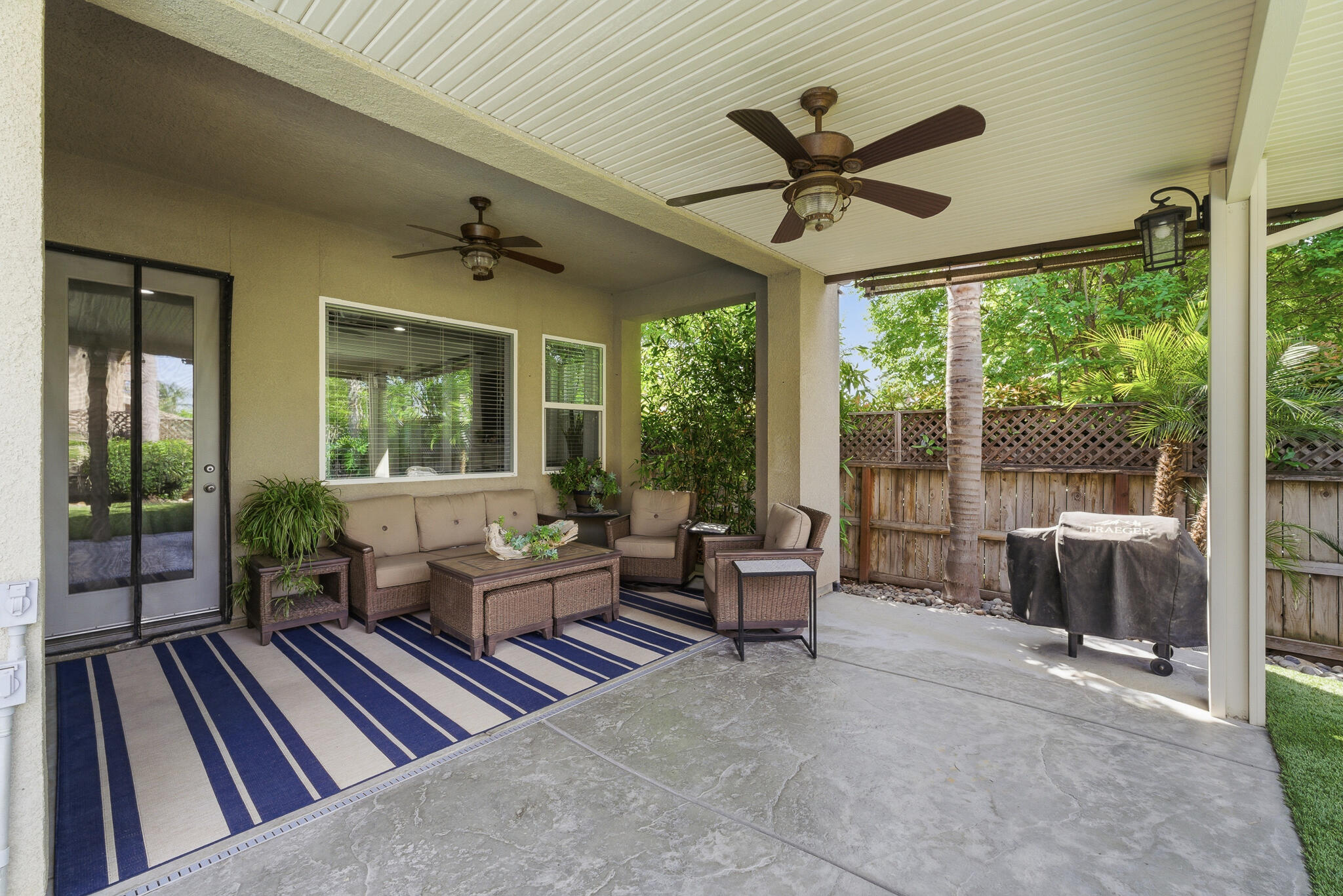 1301 N University Ct, Visalia, CA 93291