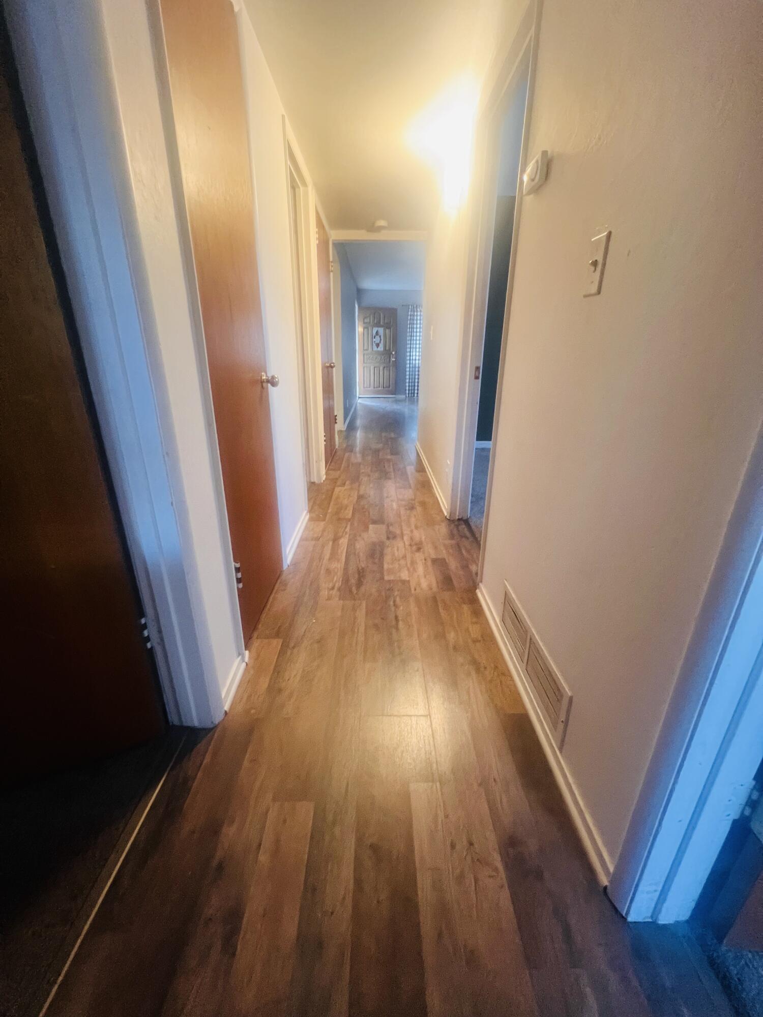 636 N Newton Dr, Dinuba, CA 93618