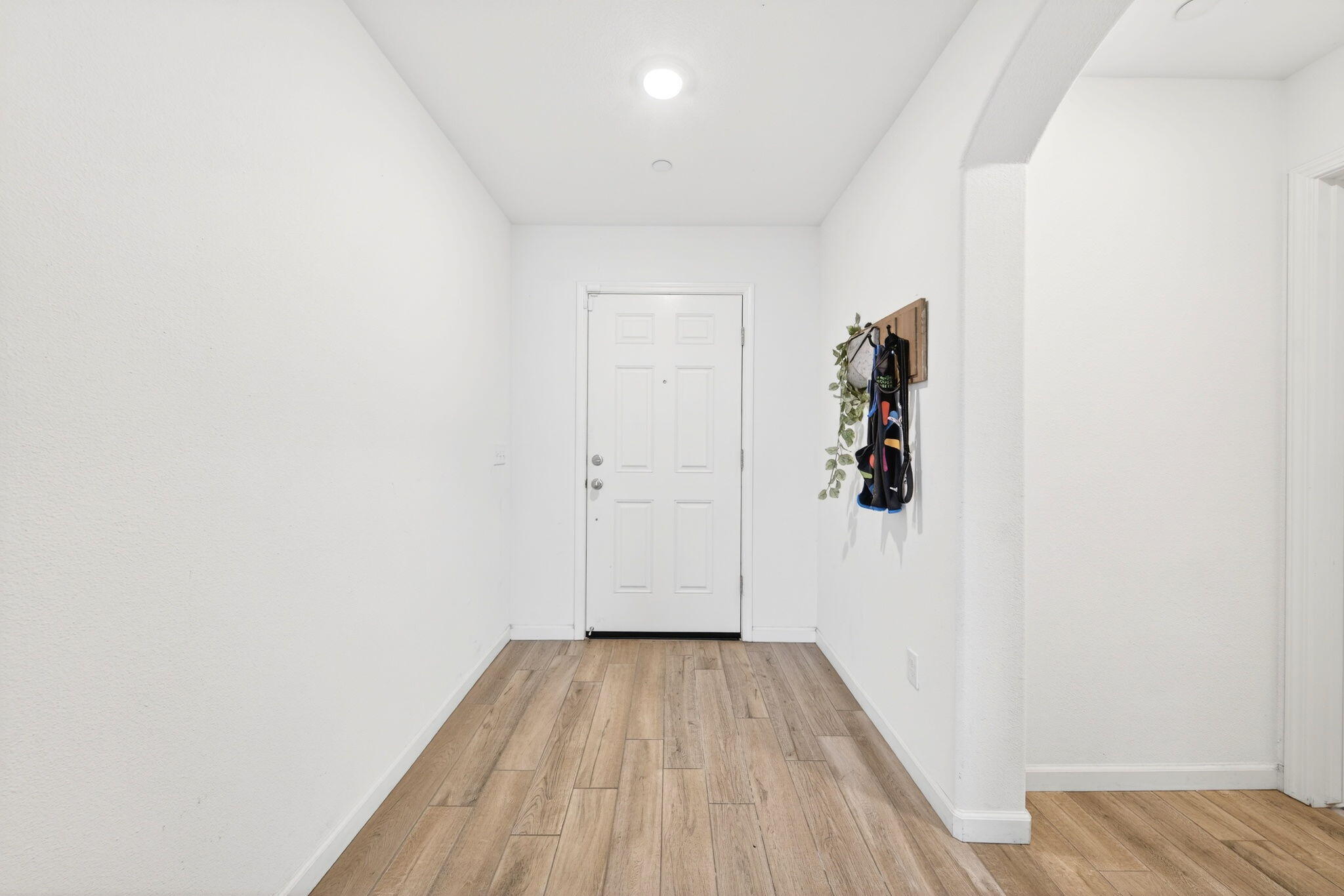 2611 W W Theta Ave, Porterville, CA 93257