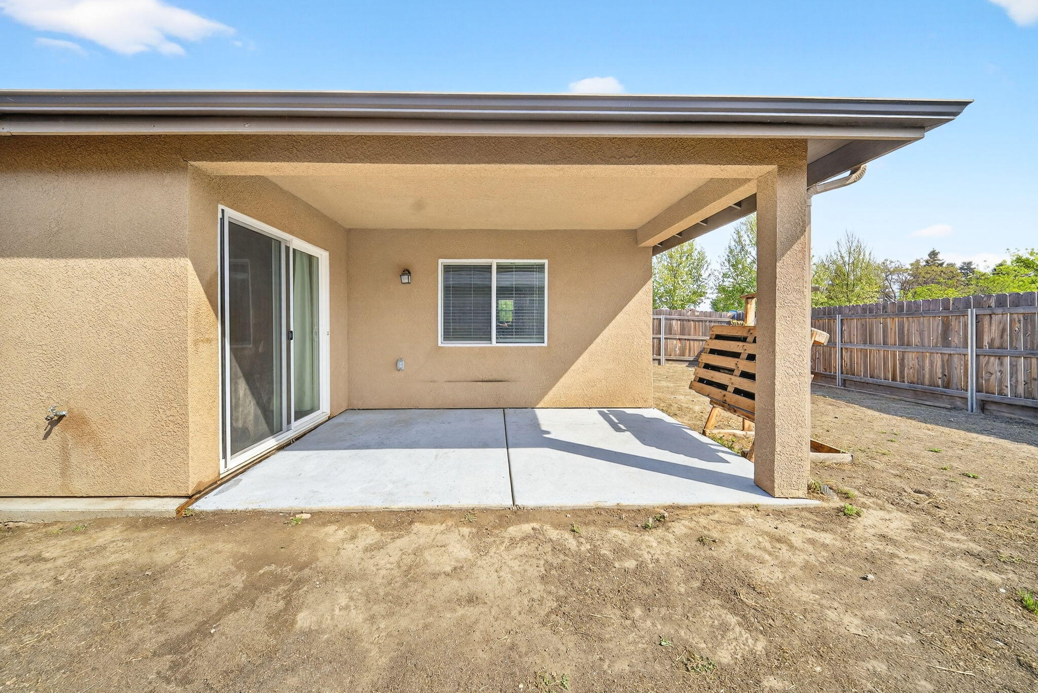 2611 W W Theta Ave, Porterville, CA 93257