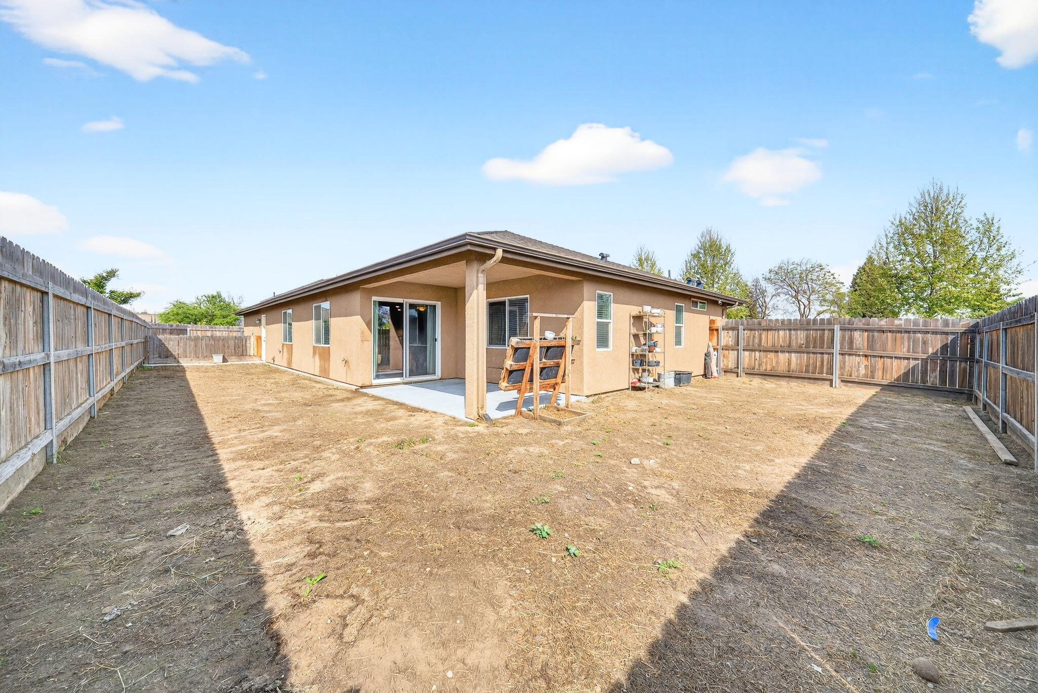 2611 W W Theta Ave, Porterville, CA 93257