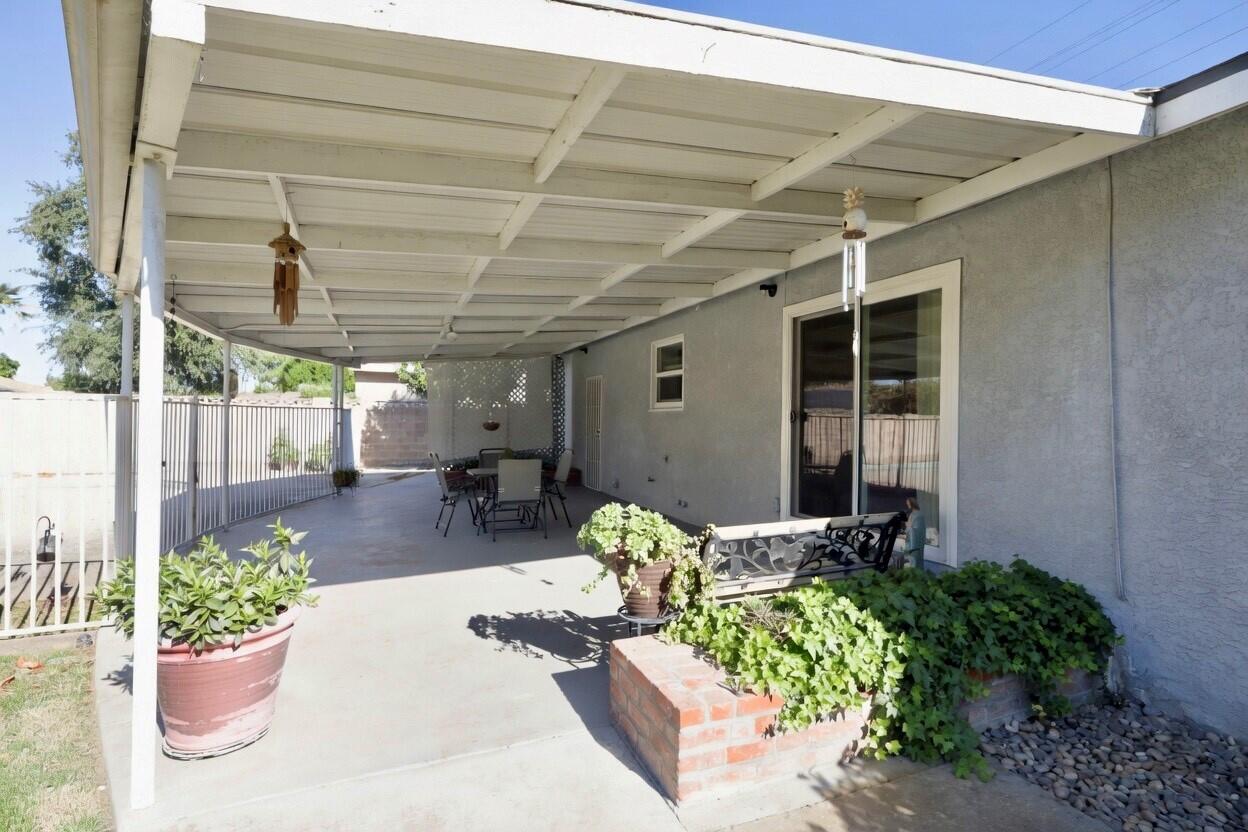 494 E Merritt Ave, Tulare, CA 93274