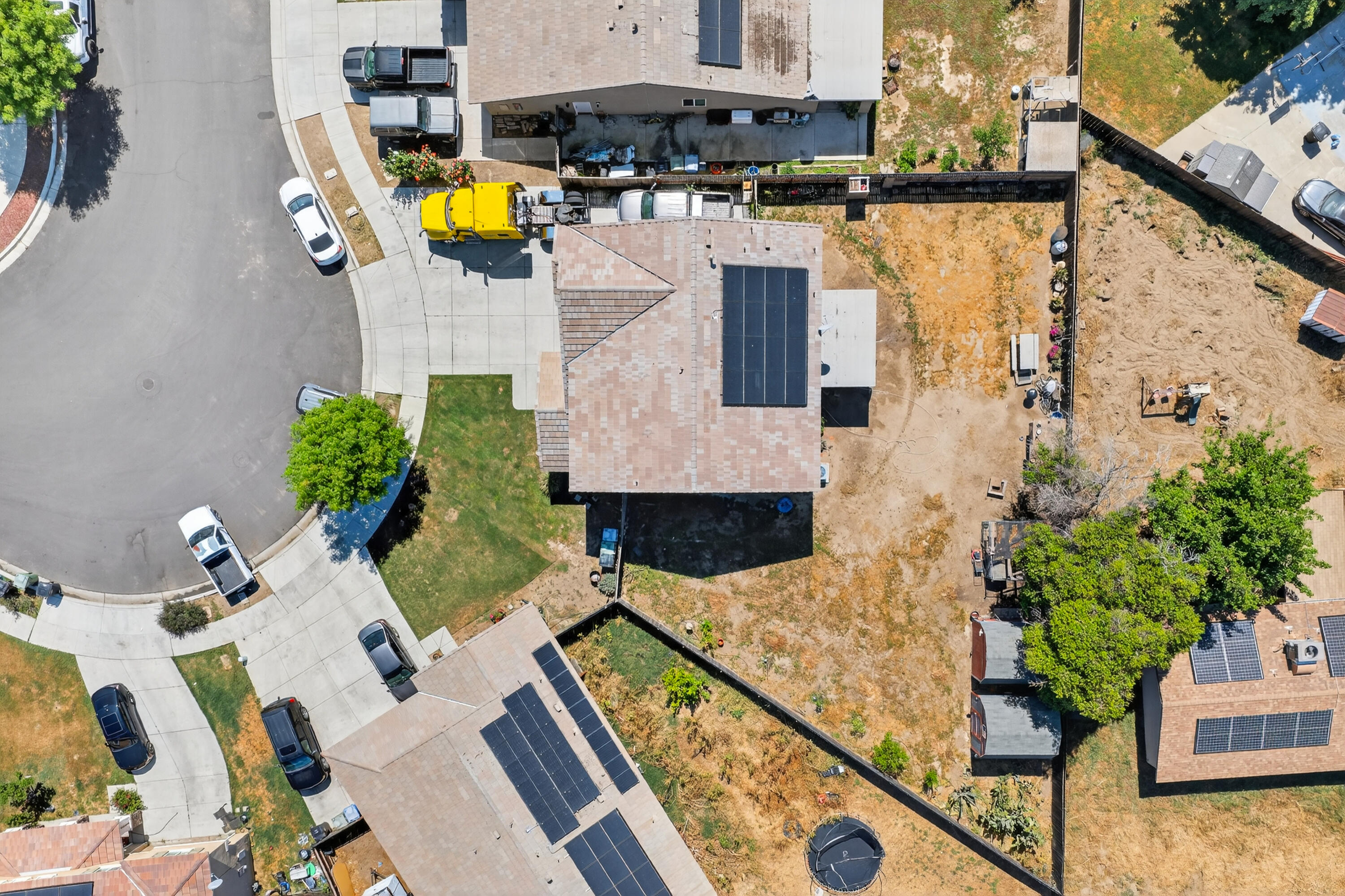 975 Topaz Ave, Lemoore, CA 93245