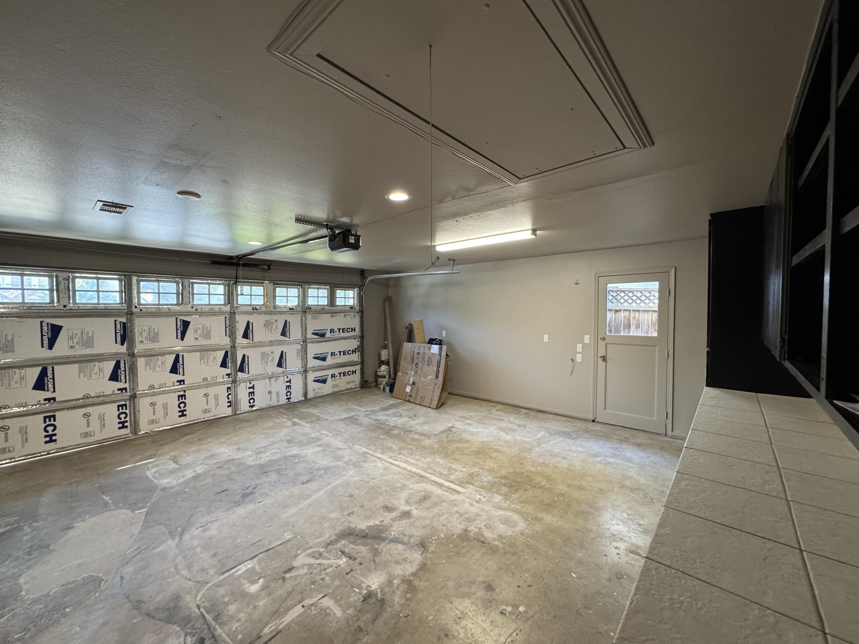 1827 E Evergreen Ct, Visalia, CA 93292