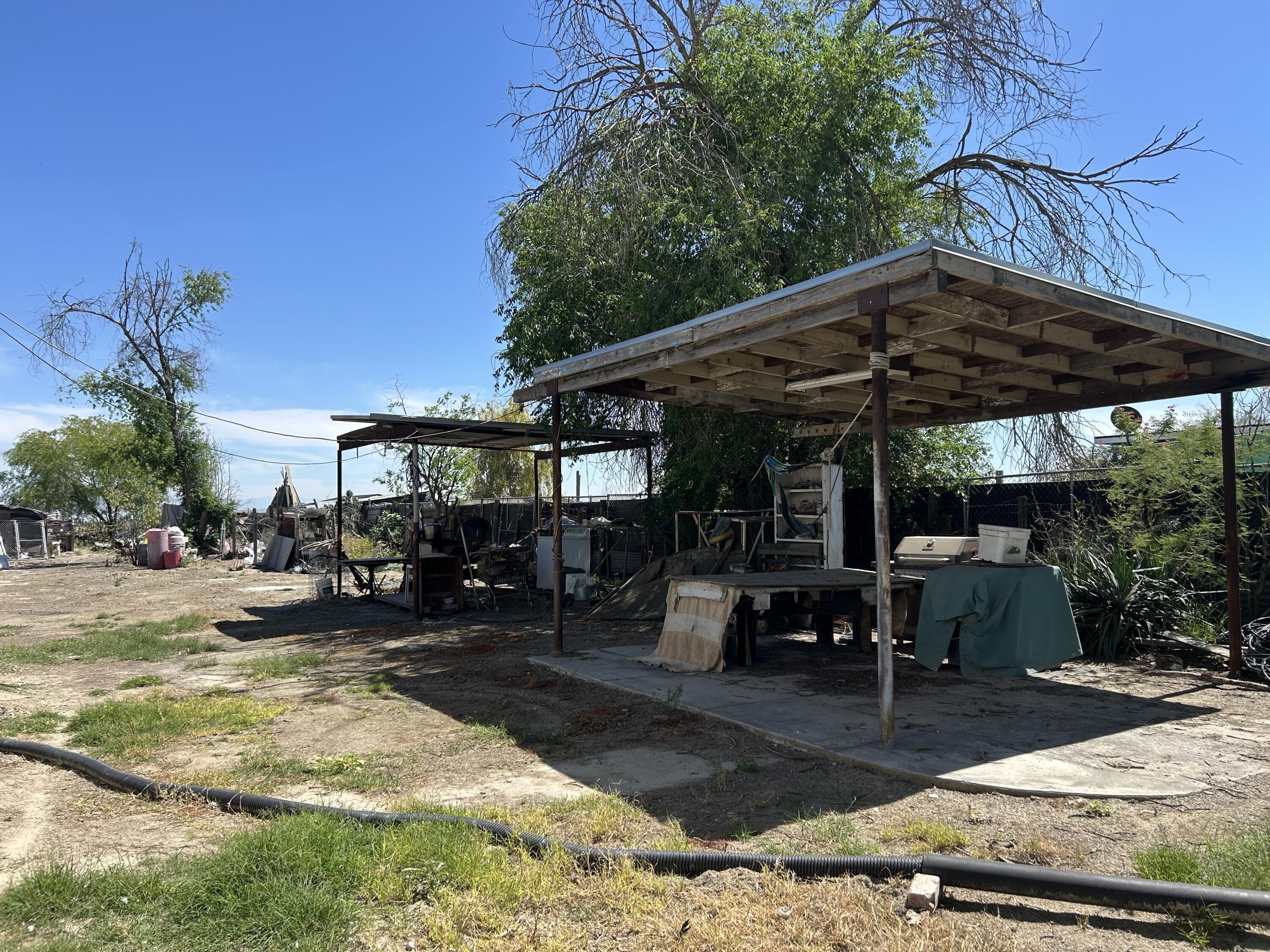 3312 Road 84, Earlimart, CA 93219