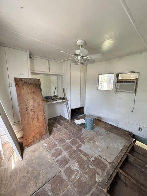 3312 Road 84, Earlimart, CA 93219