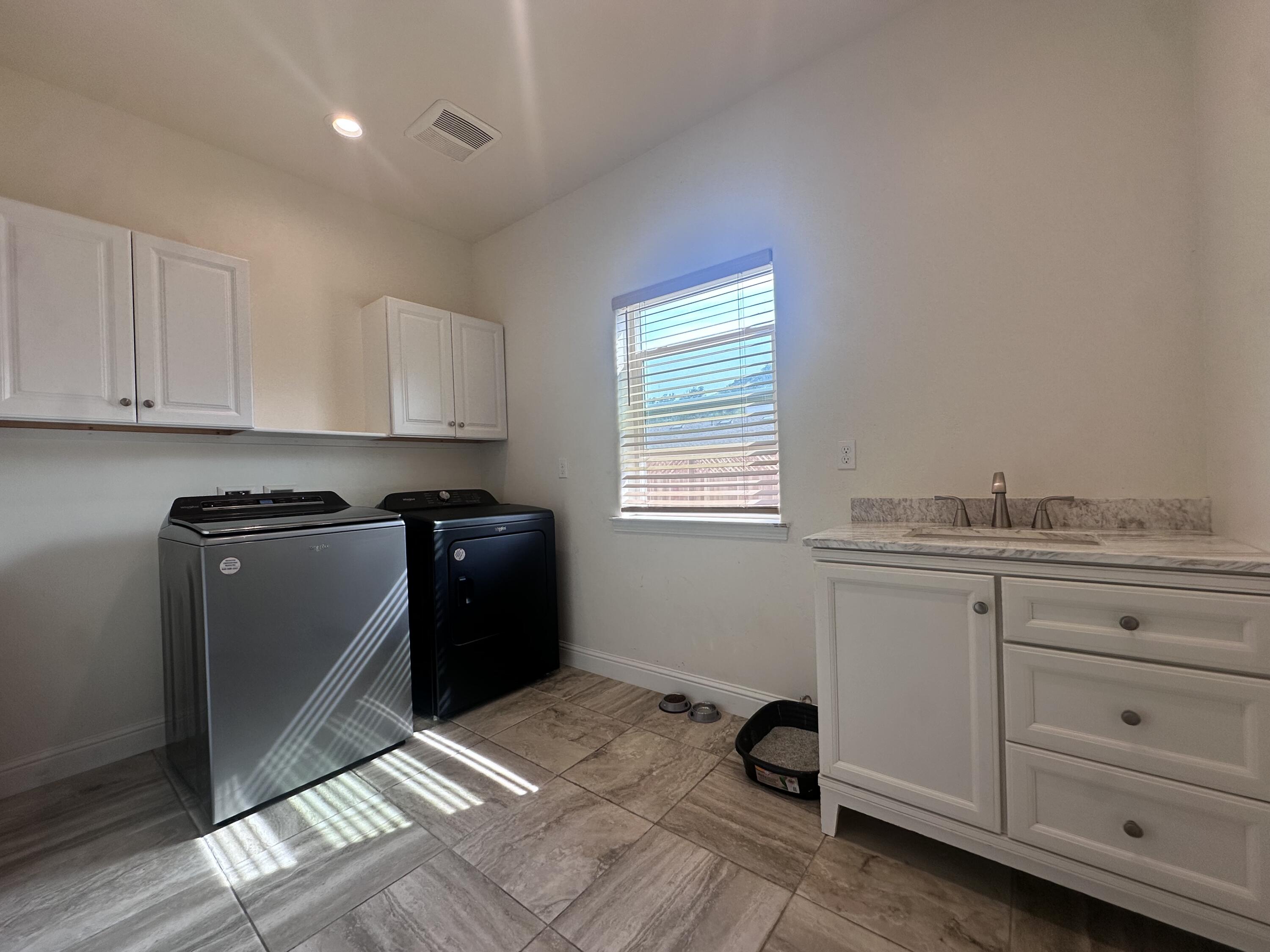 41955 Black Oak Dr, Three Rivers, CA 93271