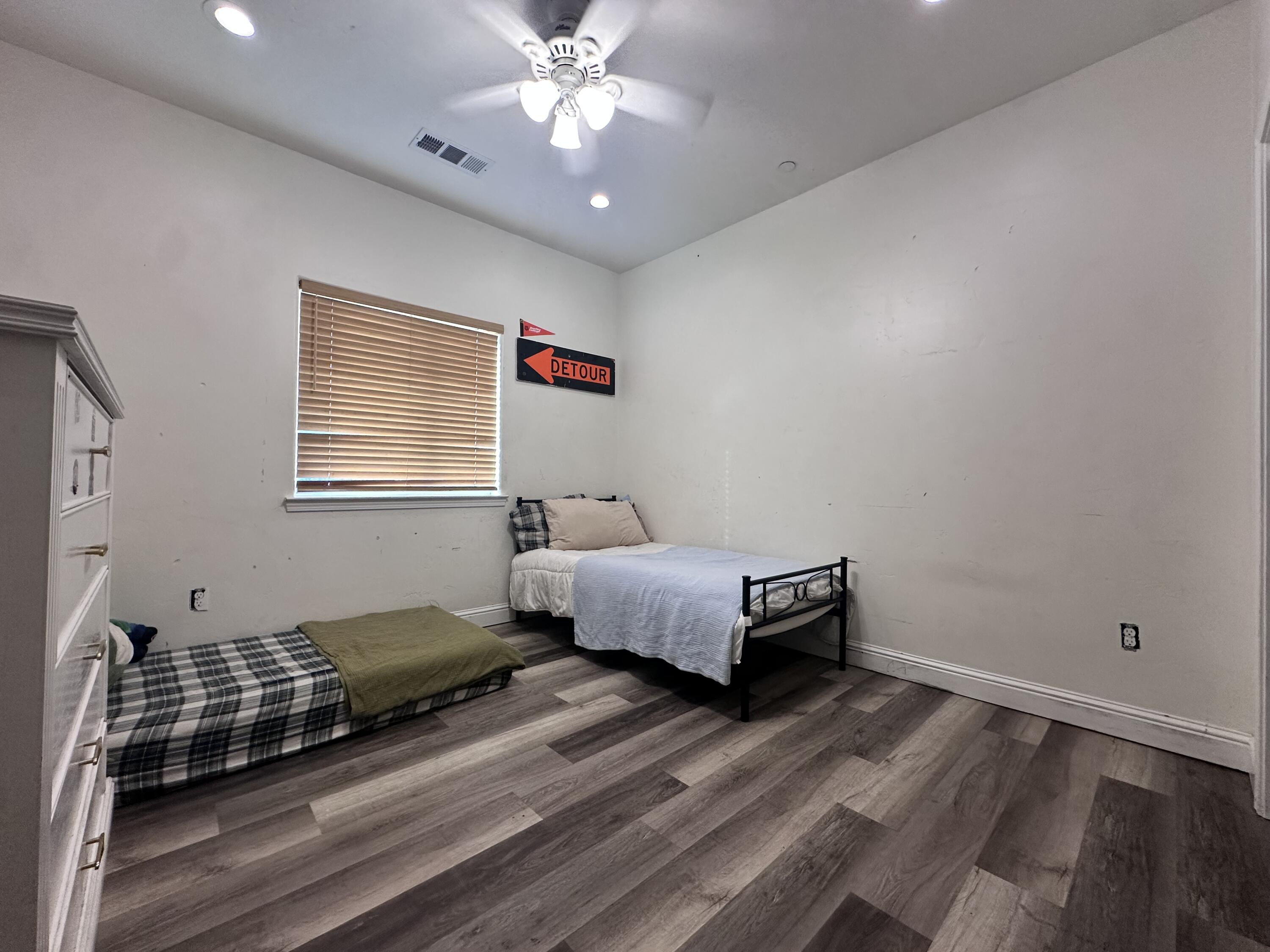 41955 Black Oak Dr, Three Rivers, CA 93271