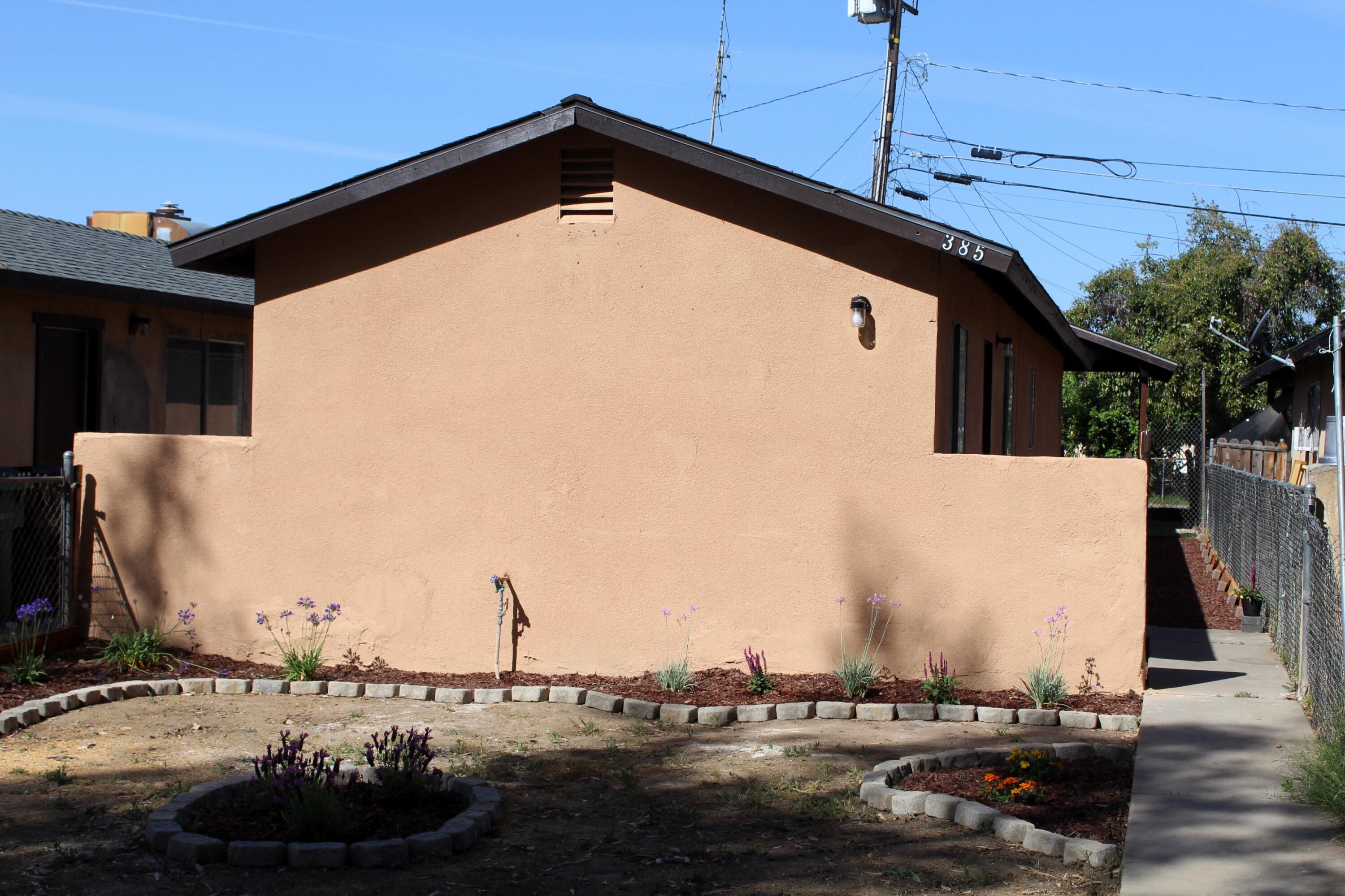385 S Cornell St, Porterville, CA 93257