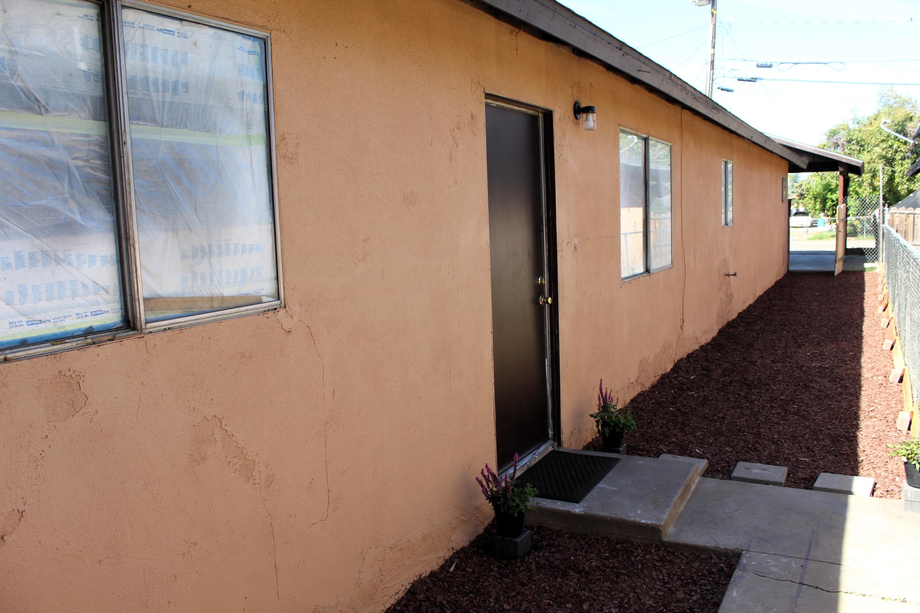 385 S Cornell St, Porterville, CA 93257